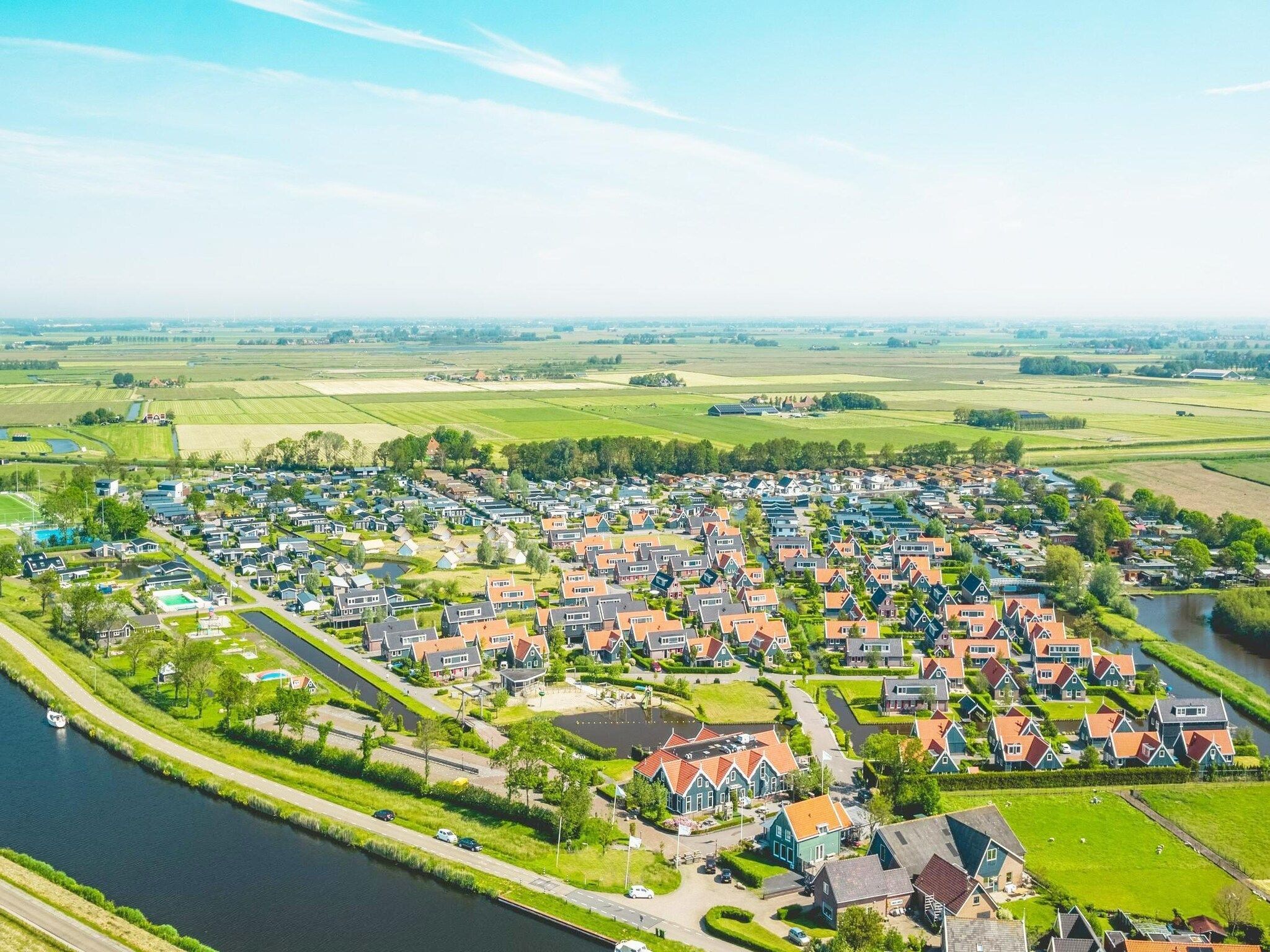 Het uitzicht vanaf Beemsterdijk  6 personen in West-Graftdijk