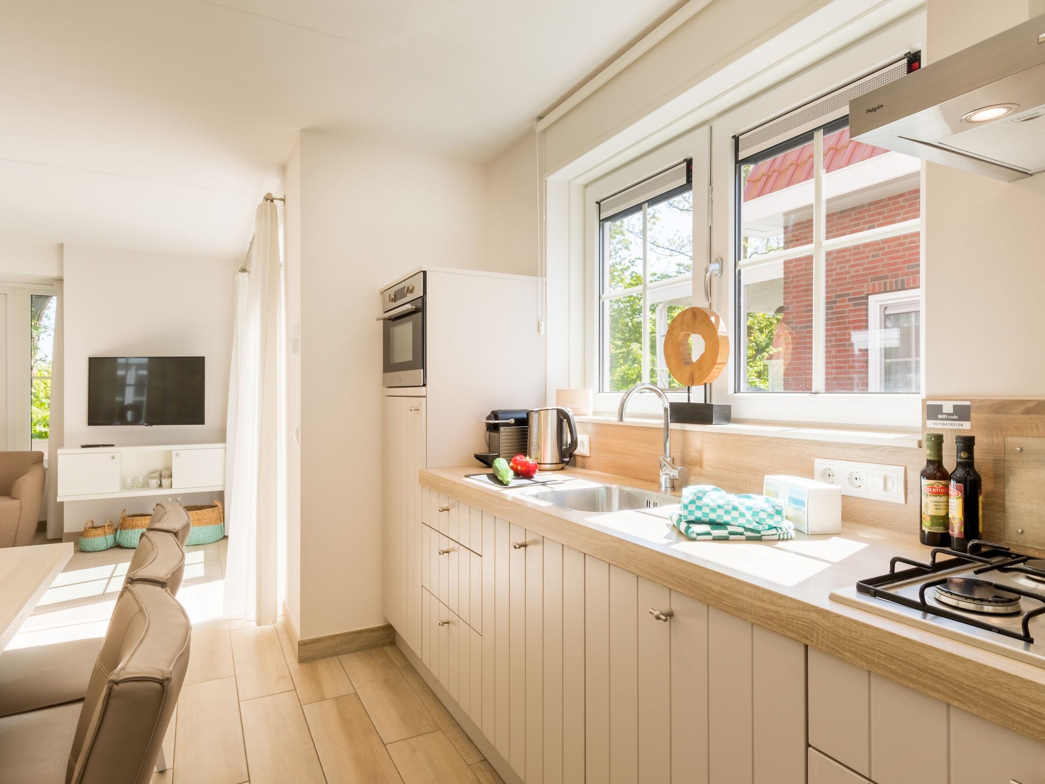 De keuken van Noordzee Résidence Dishoek 2 in Koudekerke