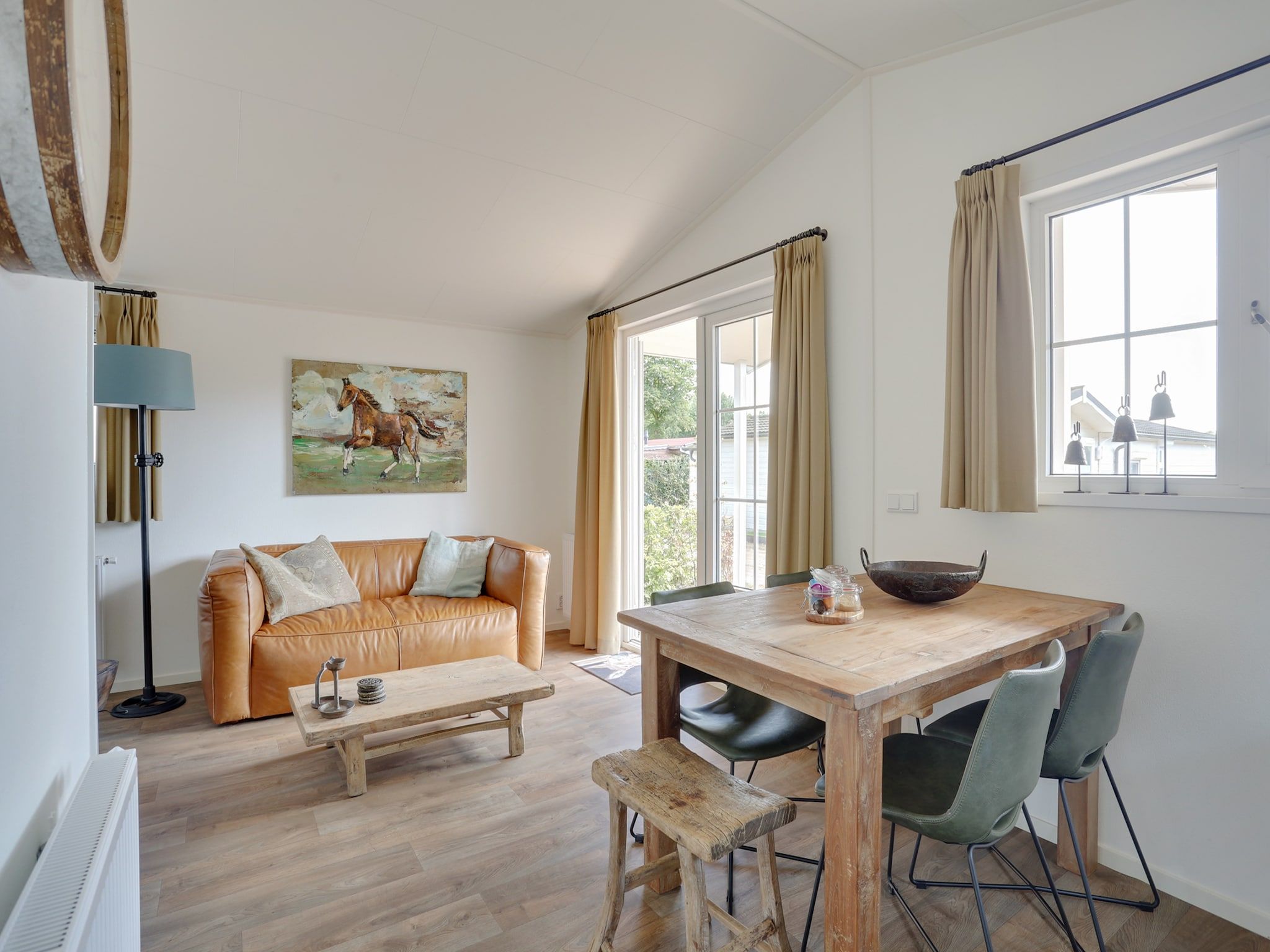 De eetkamer van Vakantiepark Sandberghe 6 in Uden