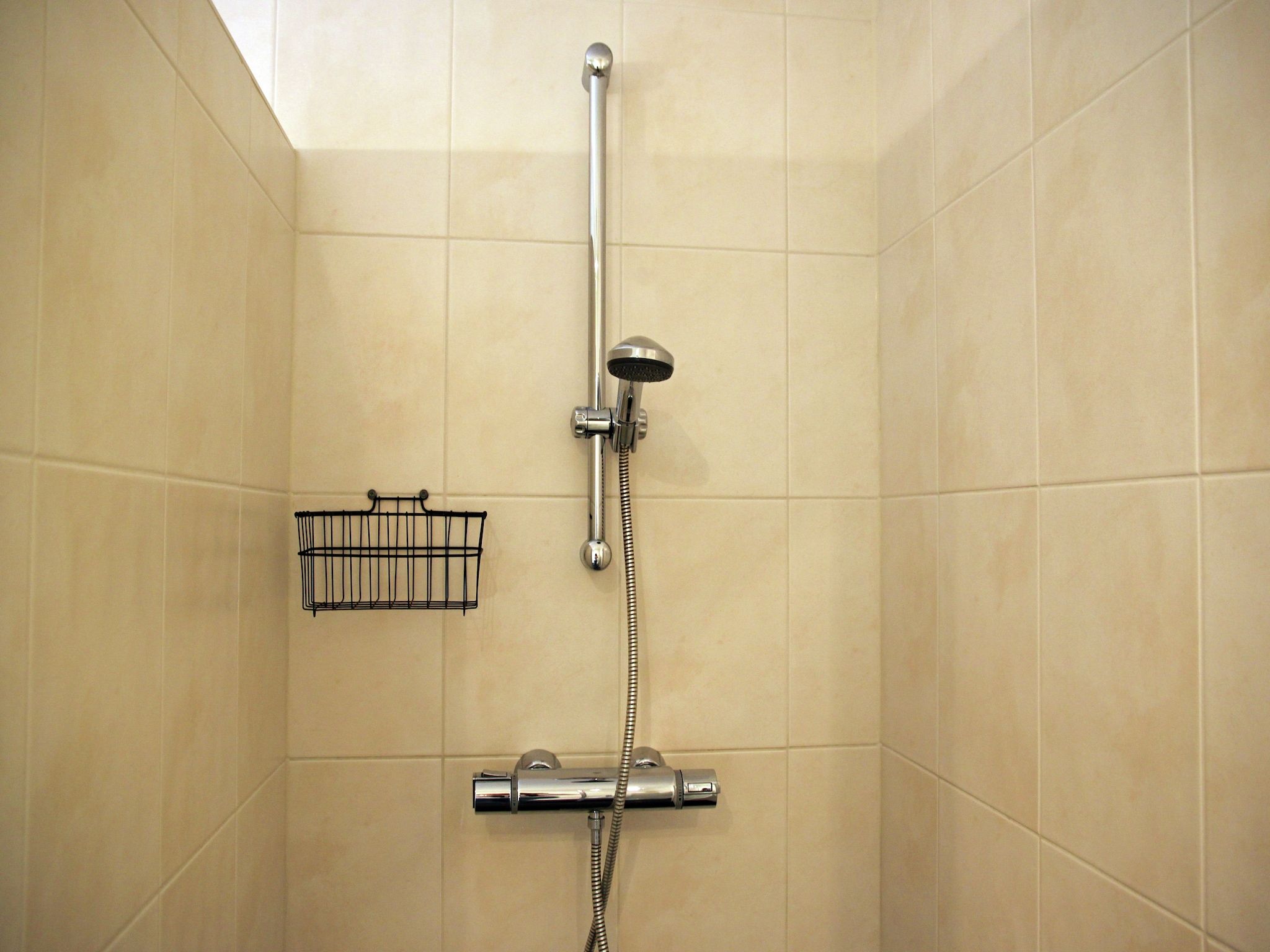 De badkamer van Villa Jean in Schoorl