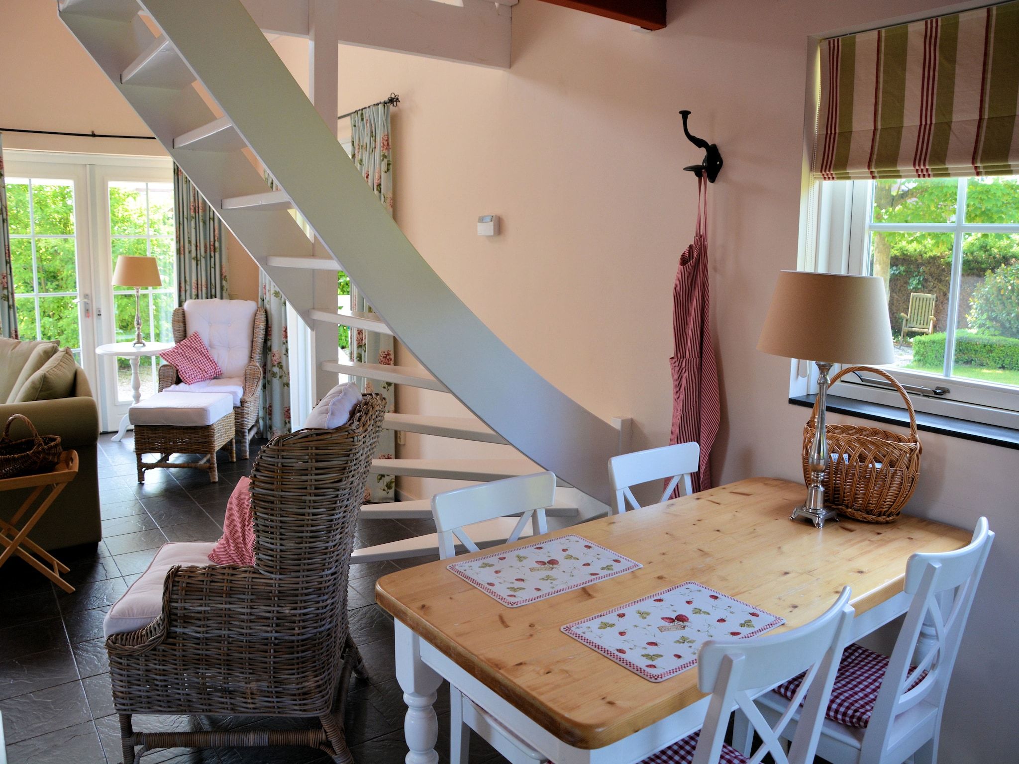 De eetkamer van Searose in Noordwijk