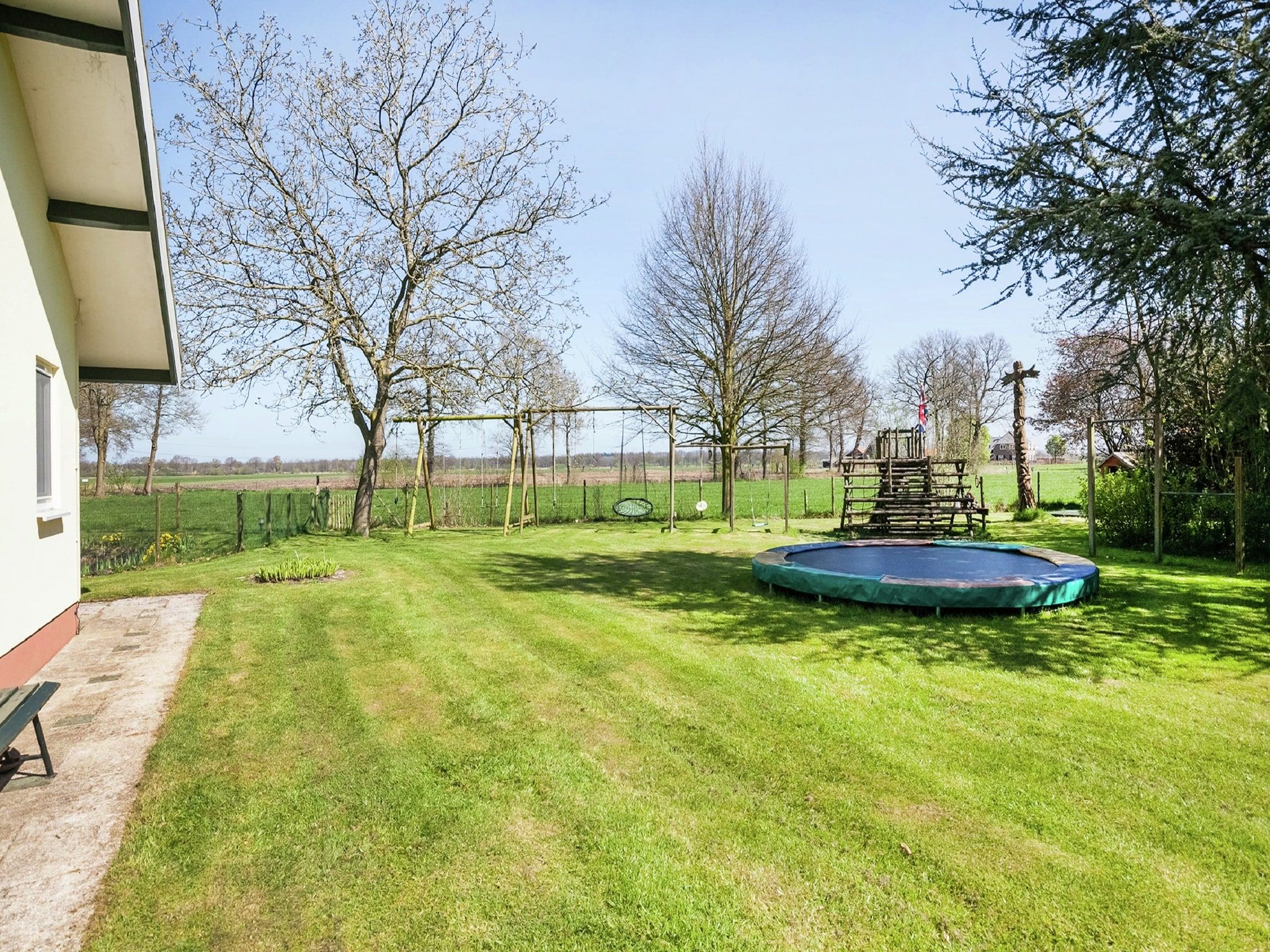 De tuin van Kempernoel in Heino