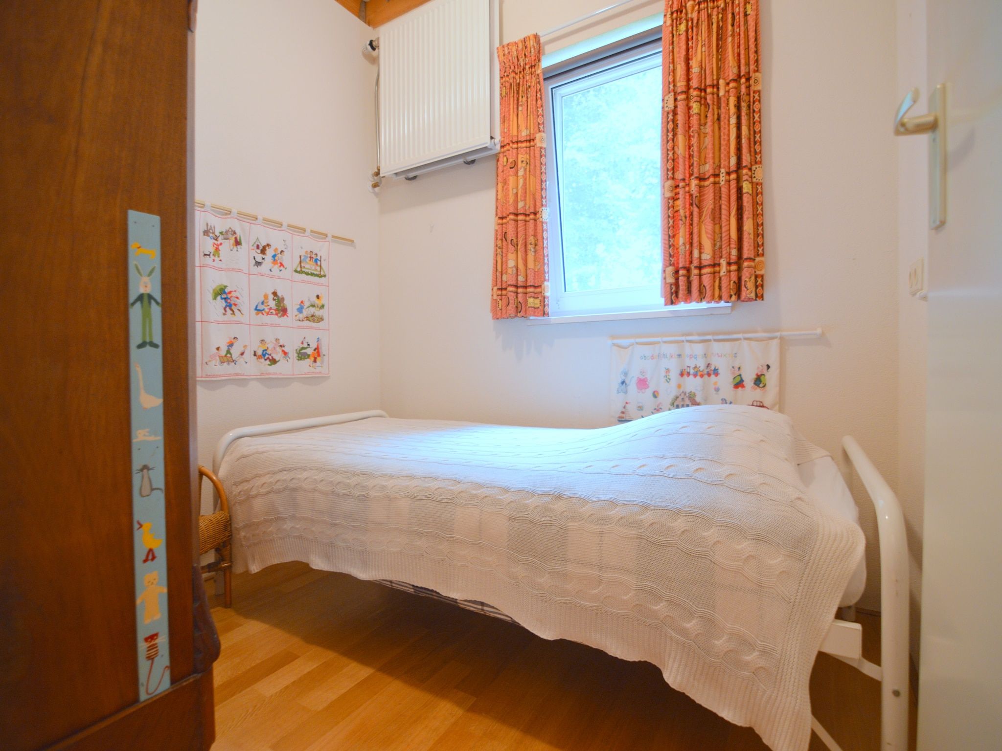 Een slaapkamer van Kempernoel in Heino