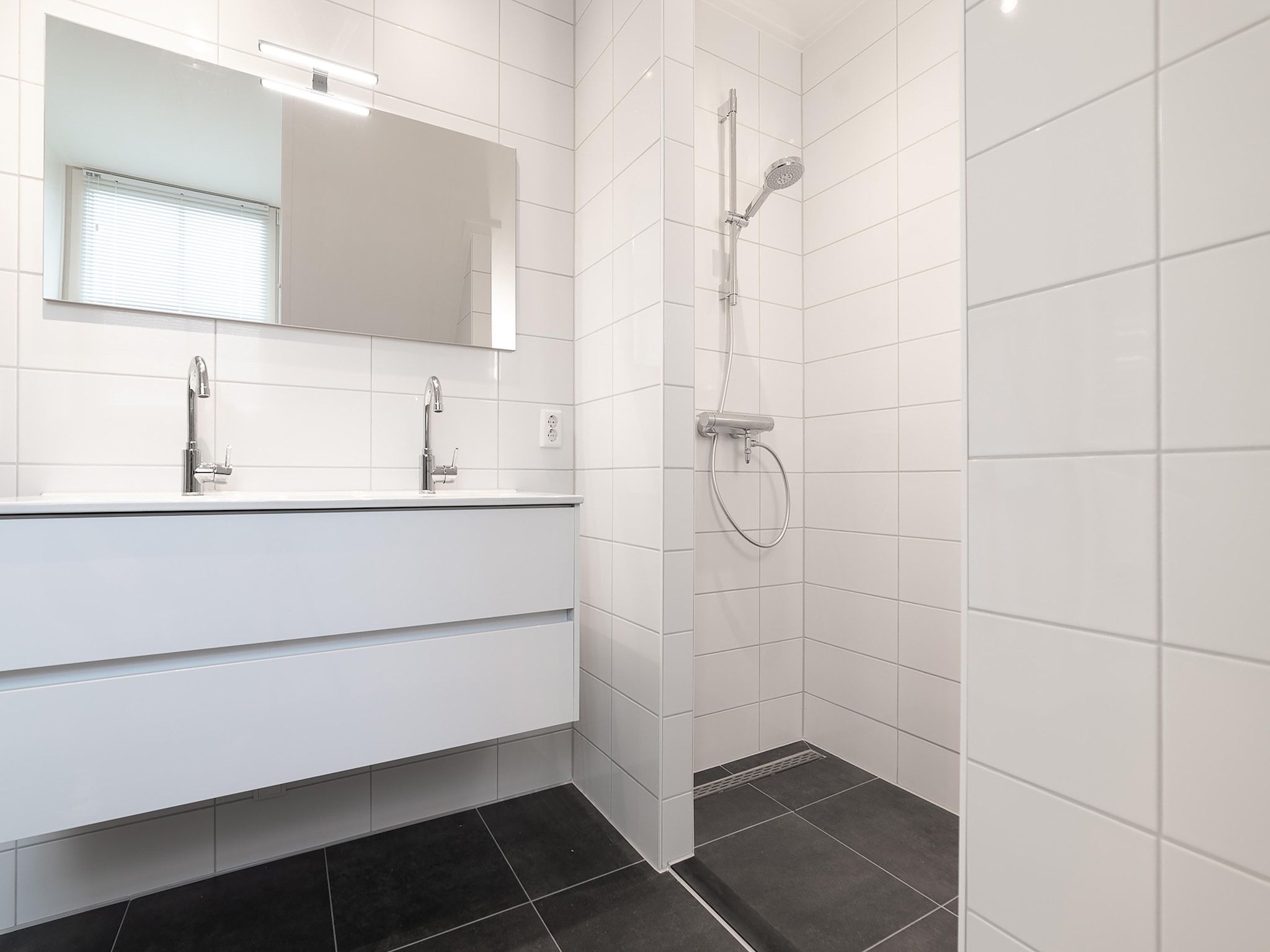 De badkamer van Zeeuwse Pracht 8 pers in Colijnsplaat