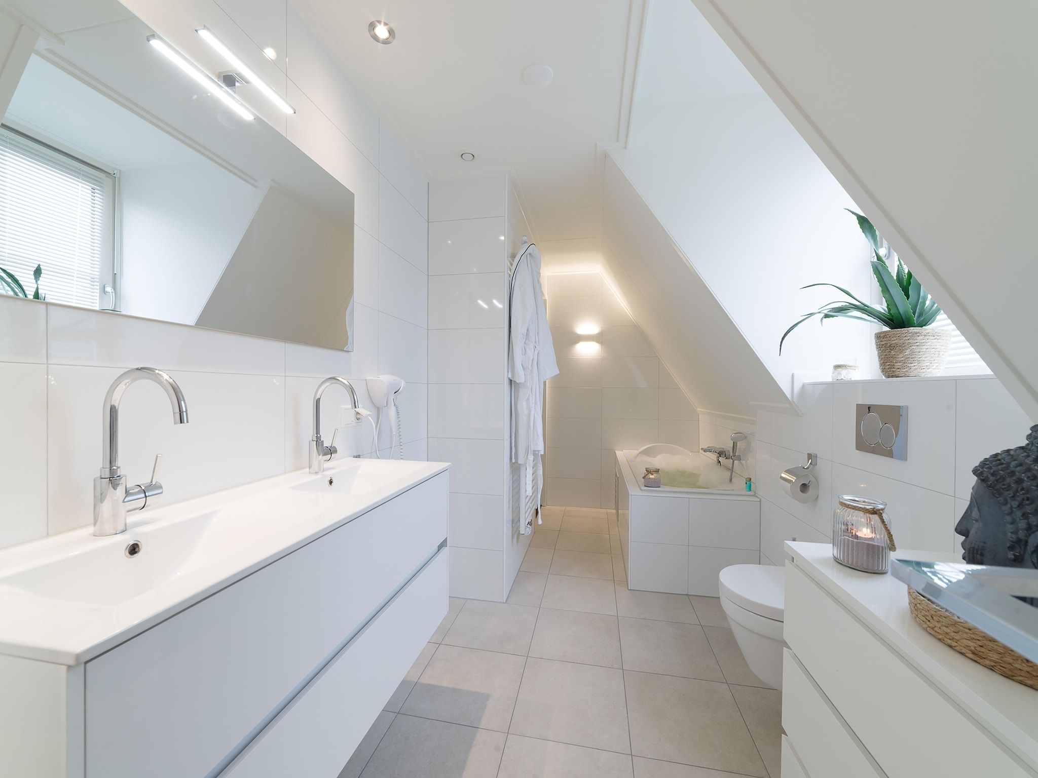 De badkamer van Zeeuwse Pracht 8 pers in Colijnsplaat