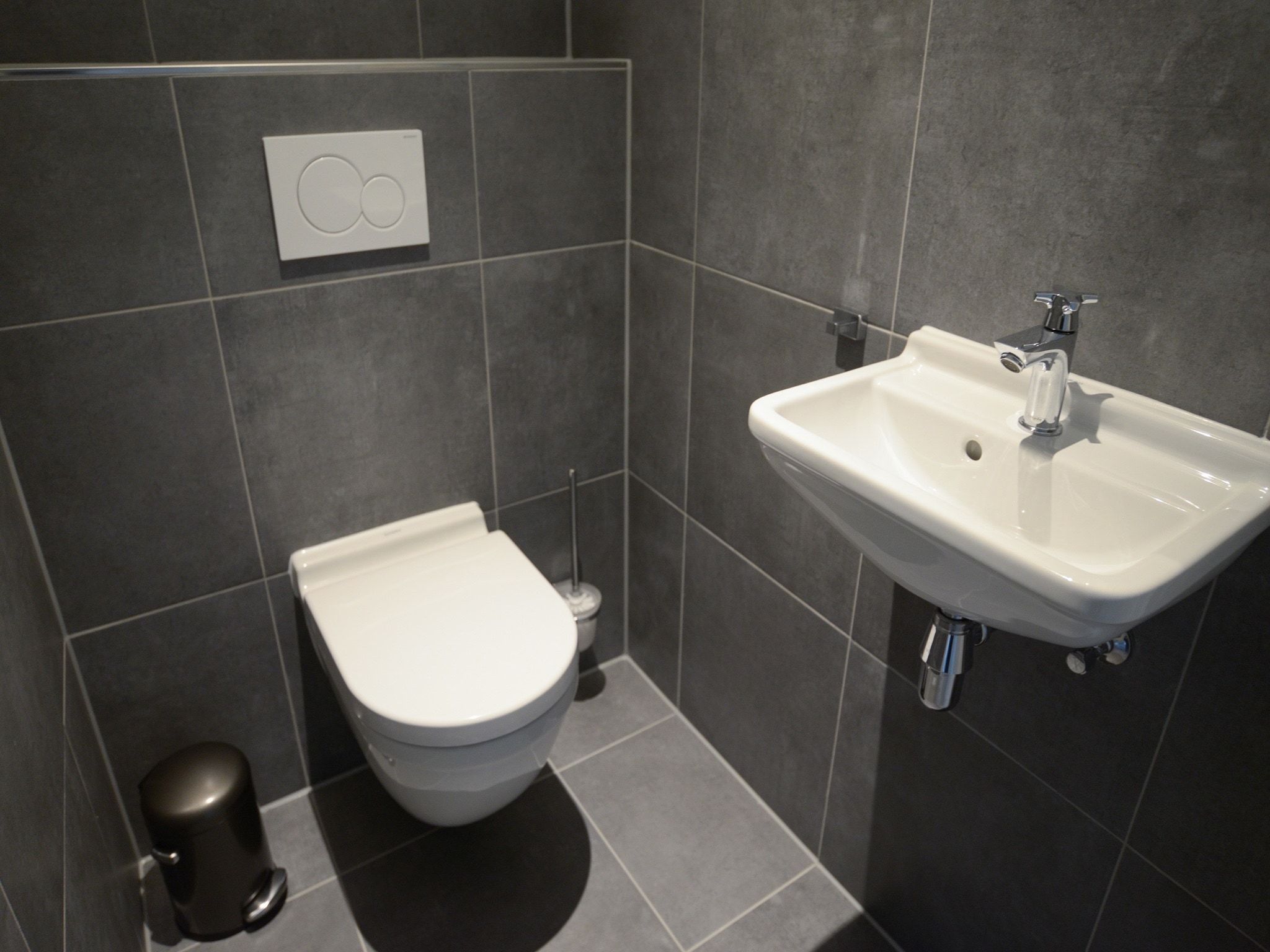 De badkamer van Tempelier 39 in Den Burg-Texel