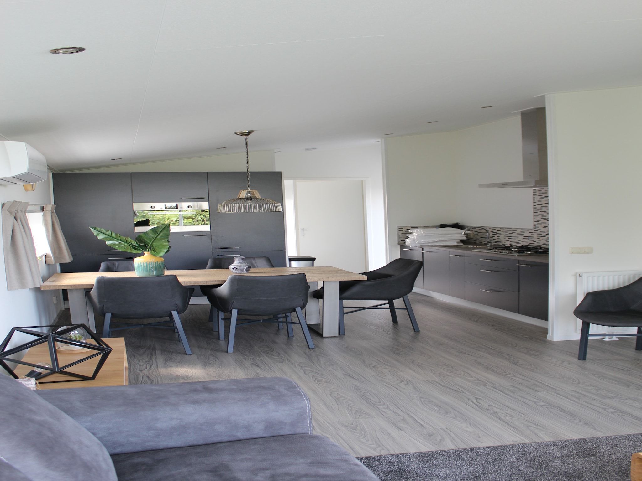 De eetkamer van Resort Mooi Bemelen 4 in Bemelen