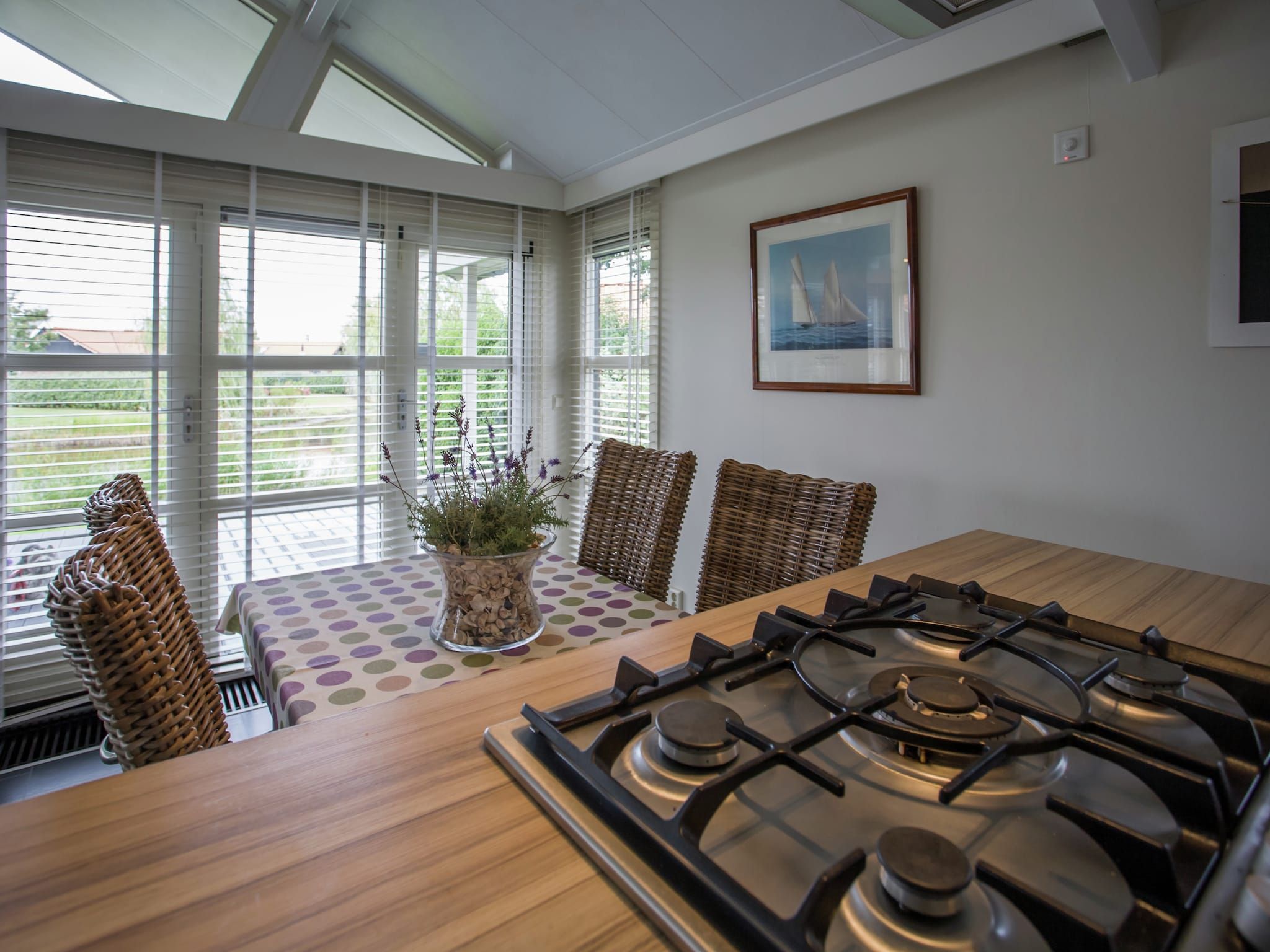 De eetkamer van Charming Oosterschelde in Kattendijke