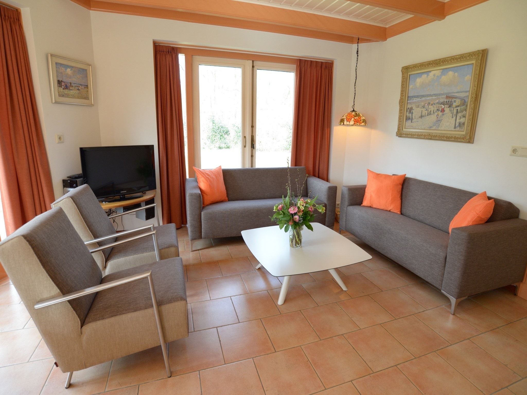 De woonkamer van De Kerkuil in De Cocksdorp-Texel