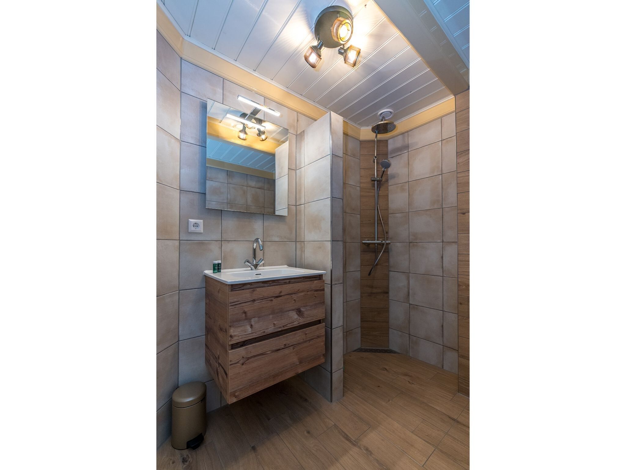 De badkamer van Florijn 2 in Oost-Texel