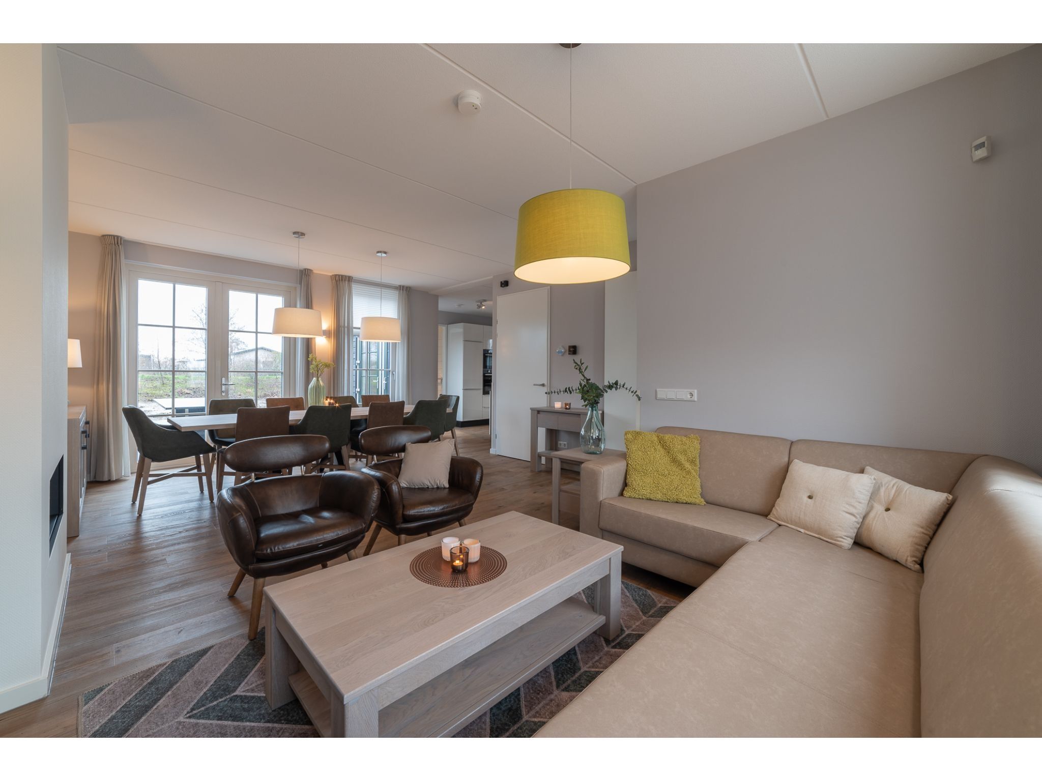 De woonkamer van Zeeuwse Pracht  hond in Colijnsplaat