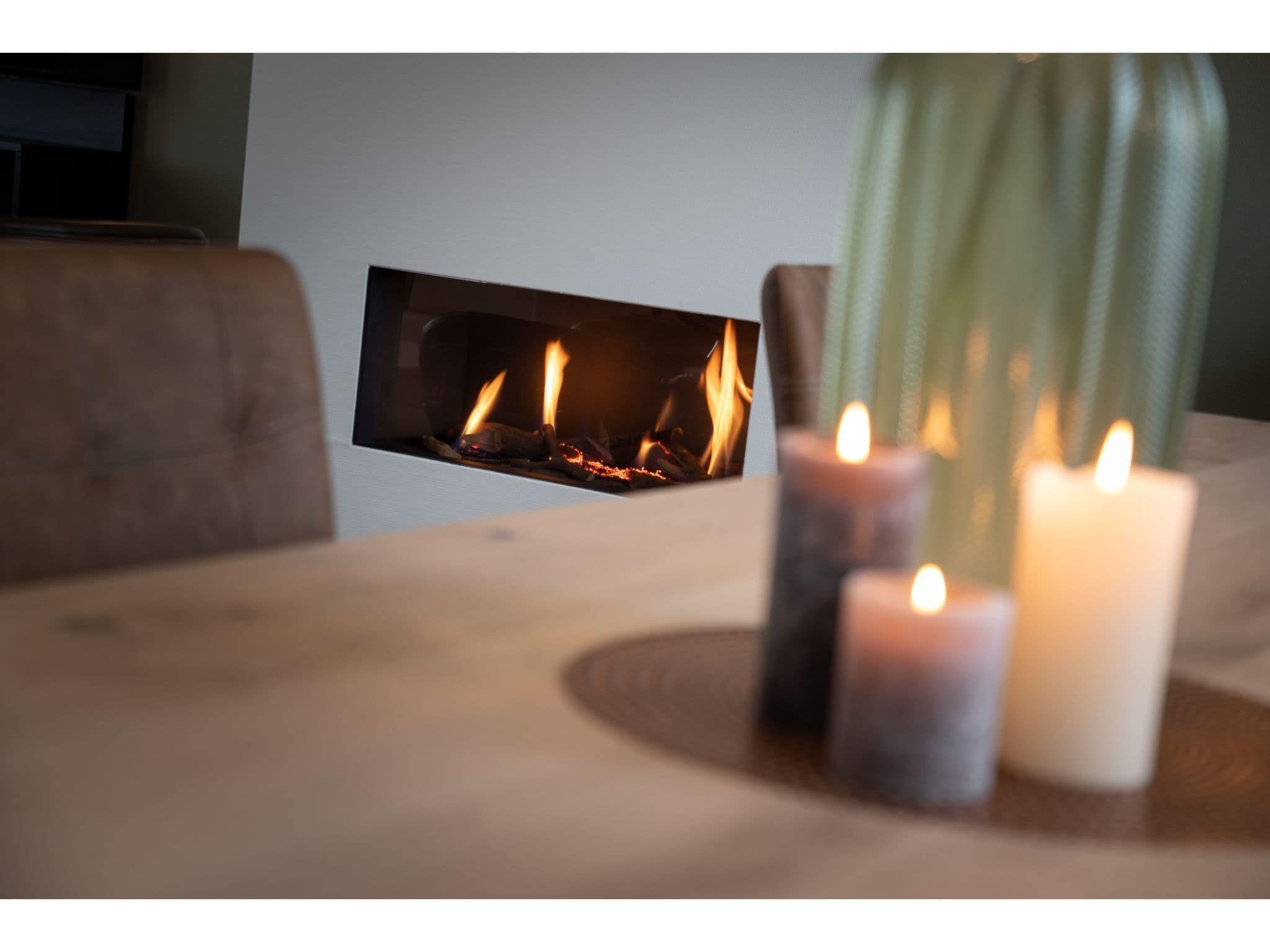 De woonkamer van Zeeuwse Pracht  hond in Colijnsplaat