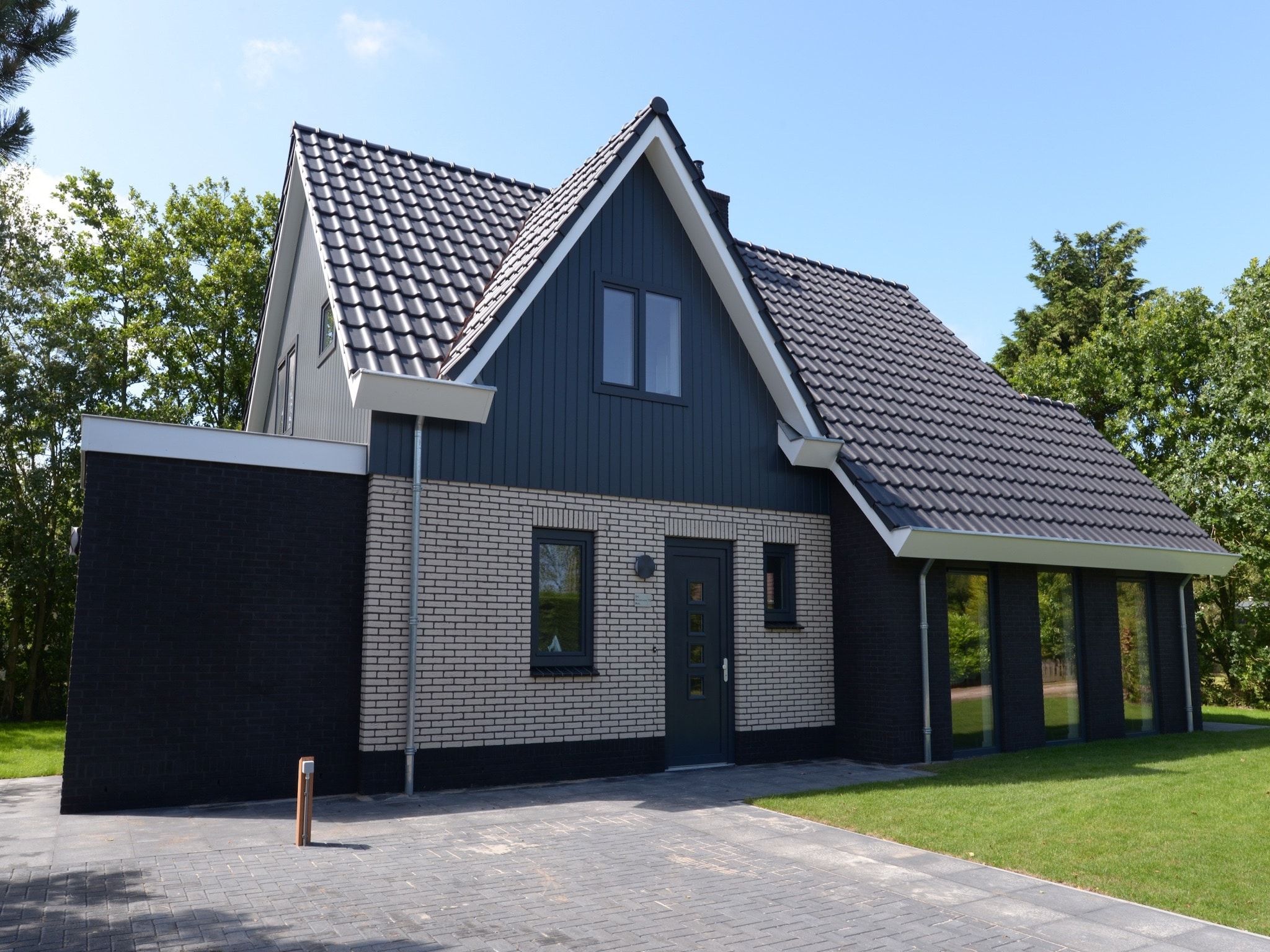 De buitenkant van Villa Hoogelandt 70 in De Koog-Texel