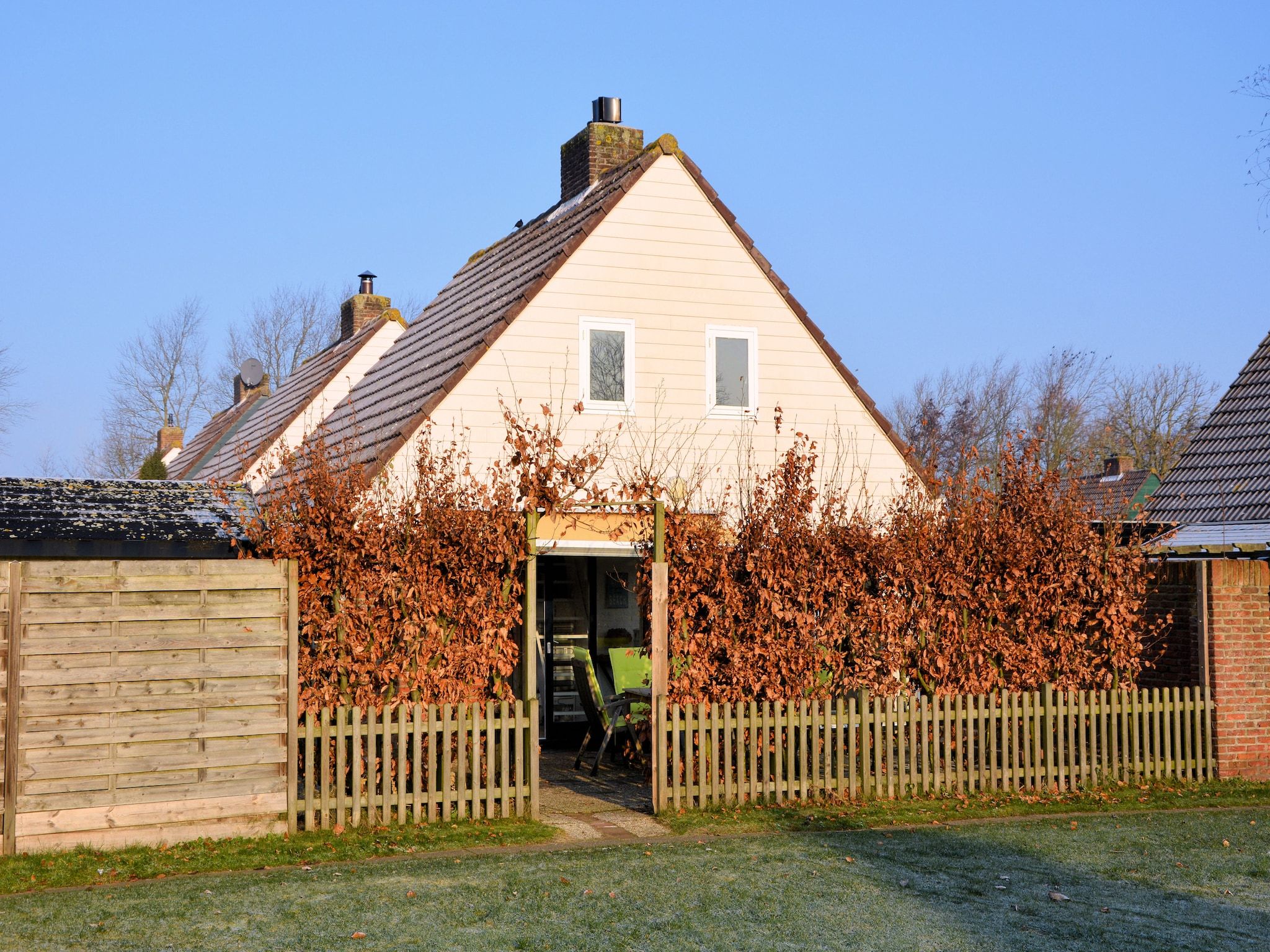 De buitenkant van Shelley Beach House in Noordwijkerhout