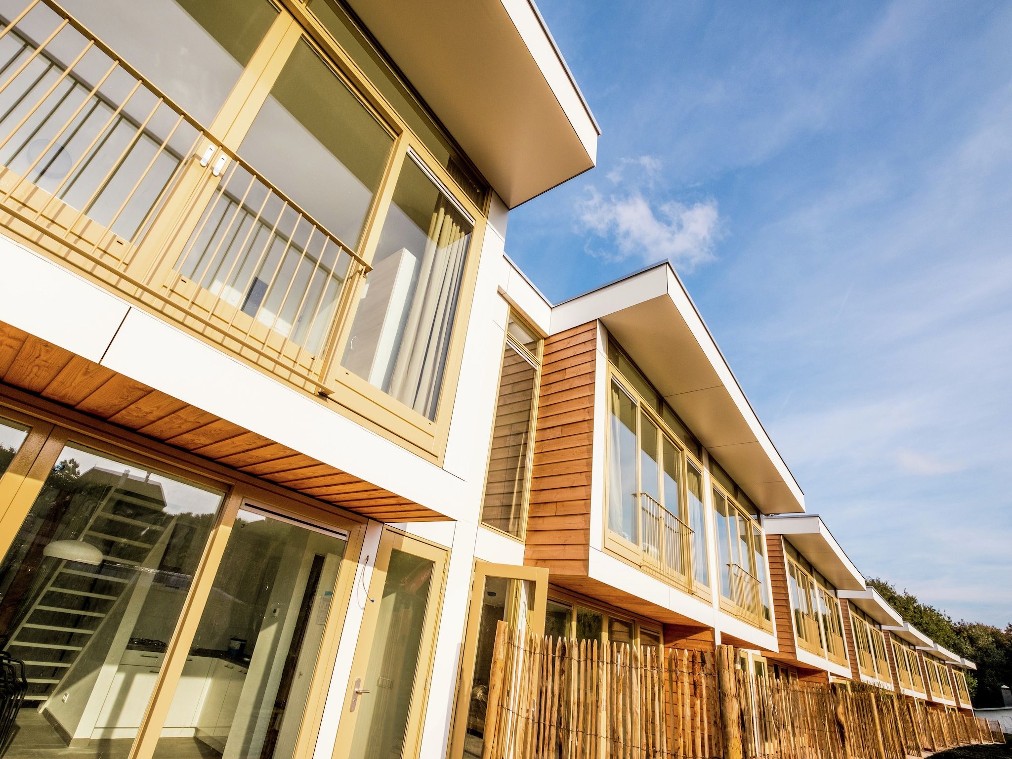 De buitenkant van Noordzee Resort Vlissingen 1 in Vlissingen