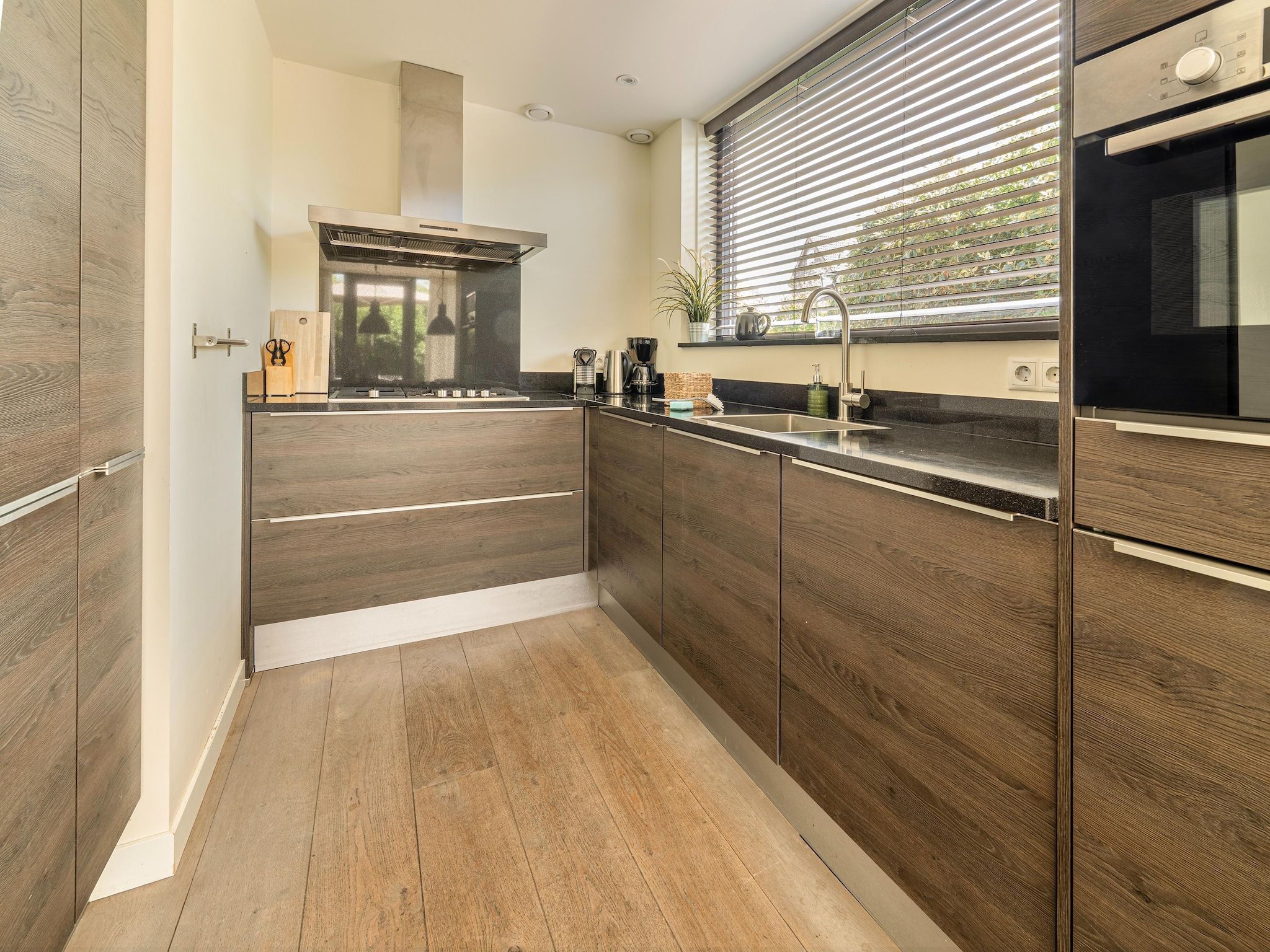 De keuken van Villa Egmond in Egmond aan den Hoef