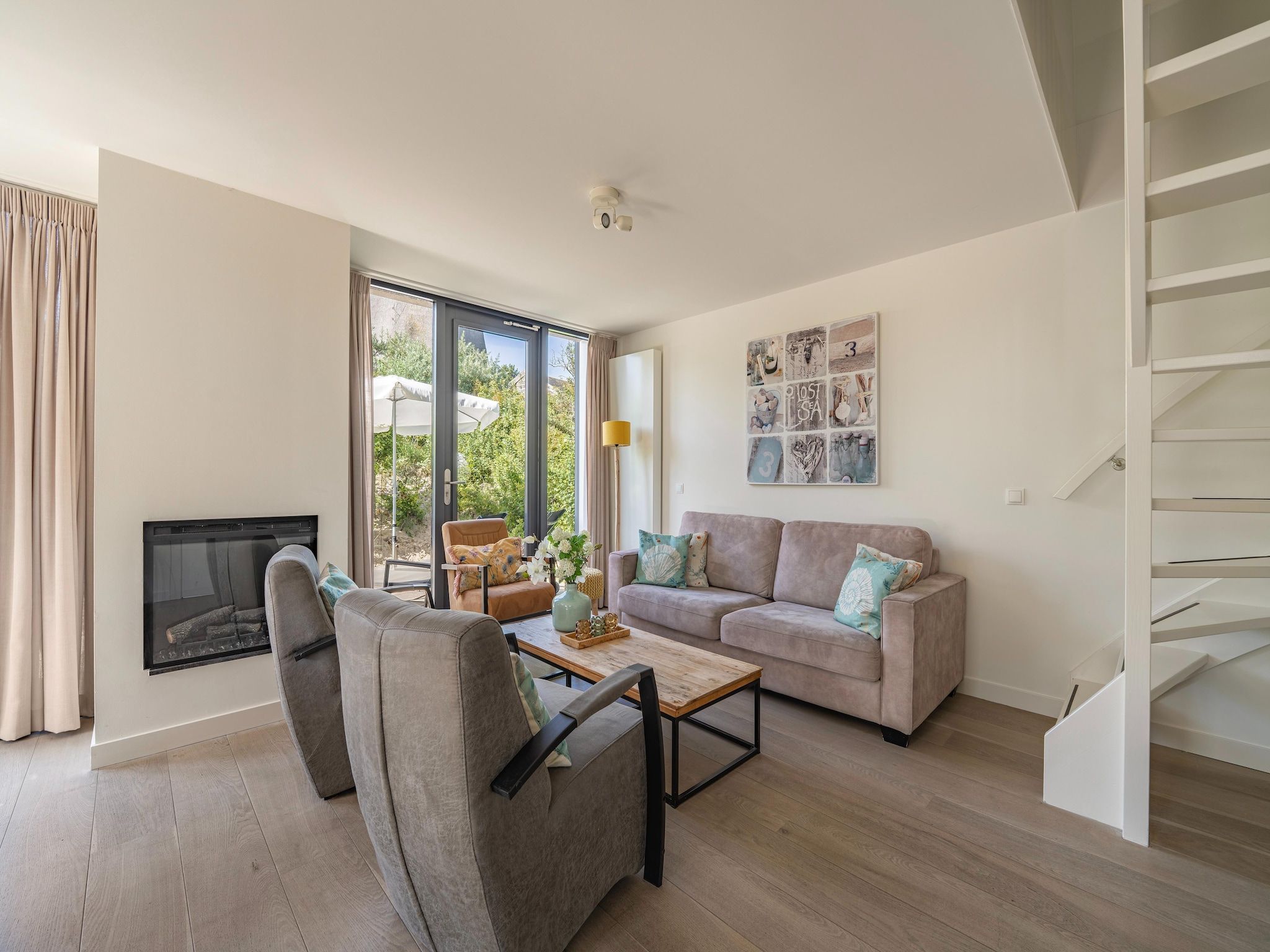 De woonkamer van Casa Anti Stressa in Egmond aan den Hoef