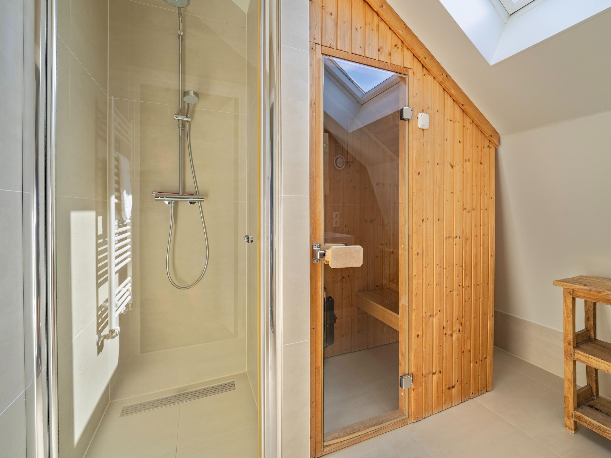 De badkamer van Casa Anti Stressa in Egmond aan den Hoef