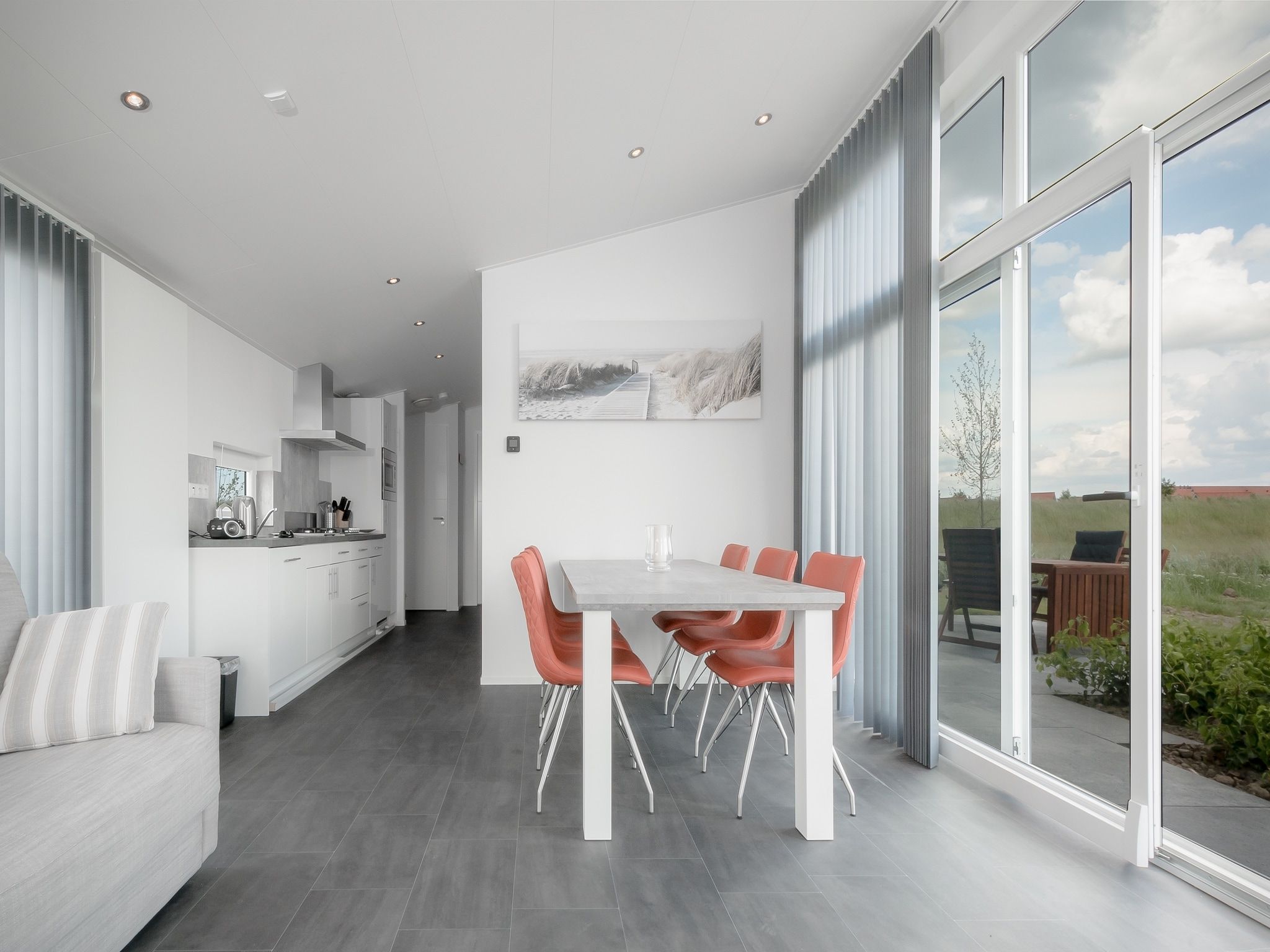 De woonkamer van Water Resort Oosterschelde 69 in Wemeldinge