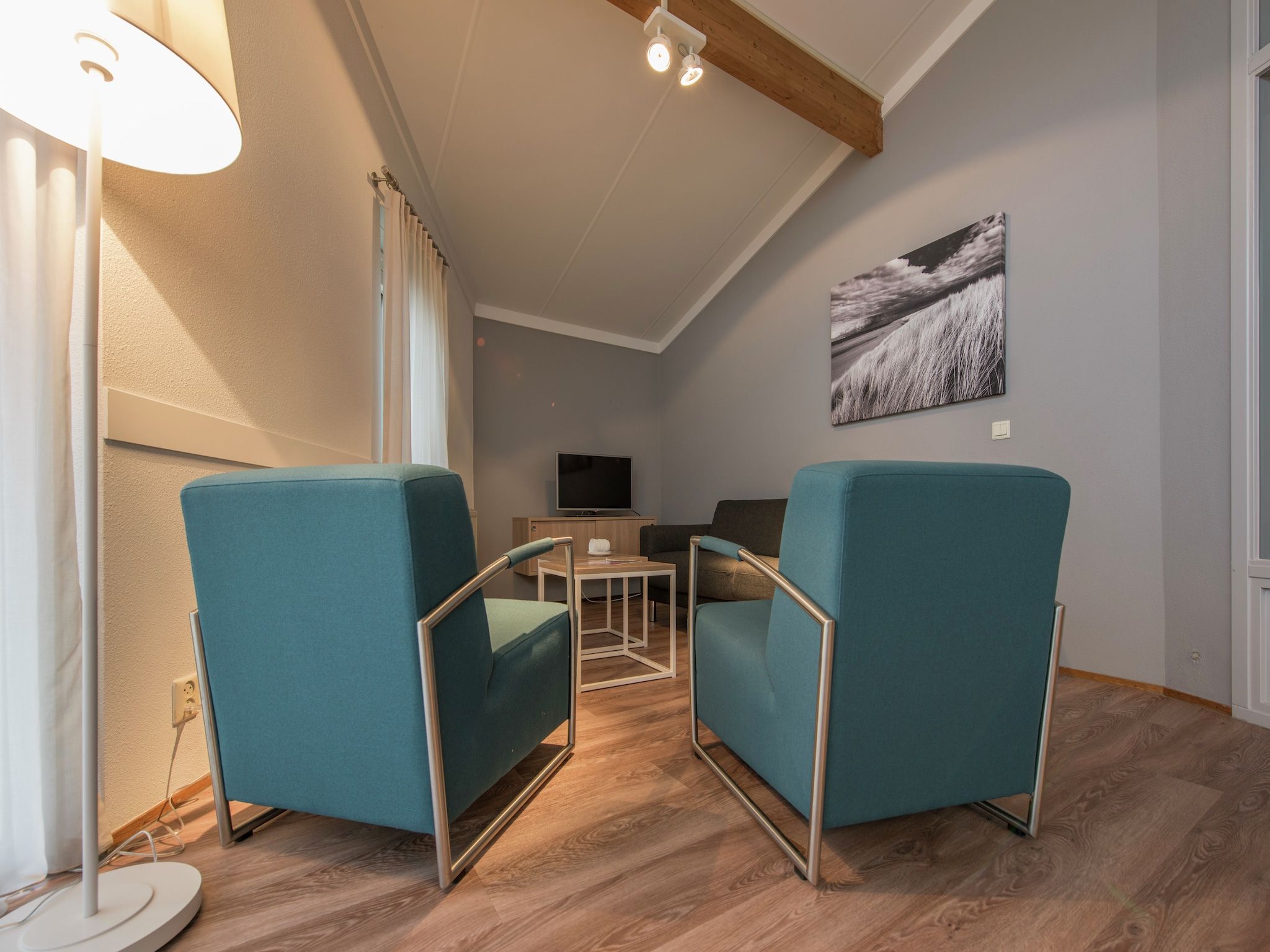 De woonkamer van Vakantiepark Hof Domburg 12 in Domburg