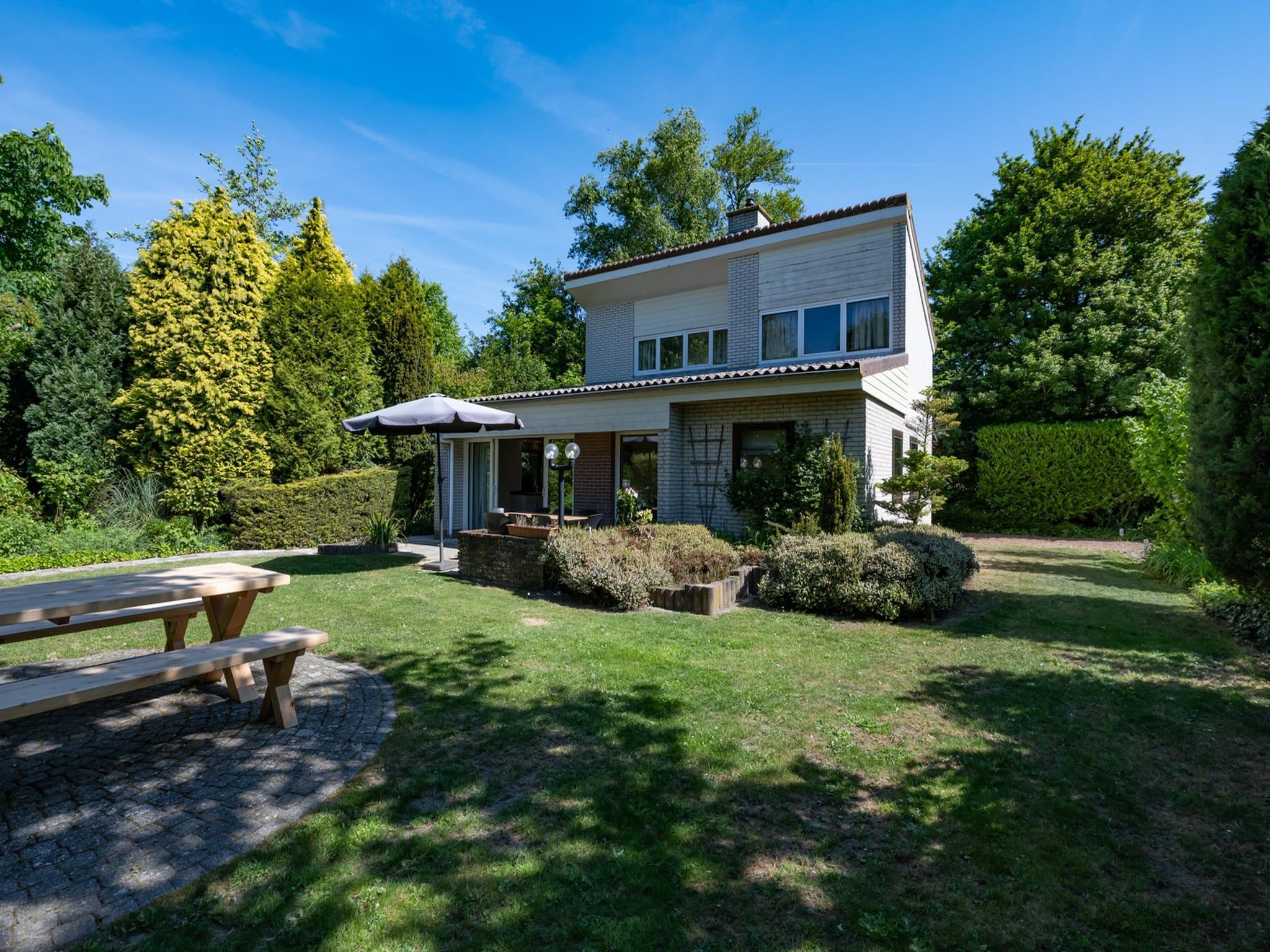 De buitenkant van Wilgenlaan 1 in Kamperland