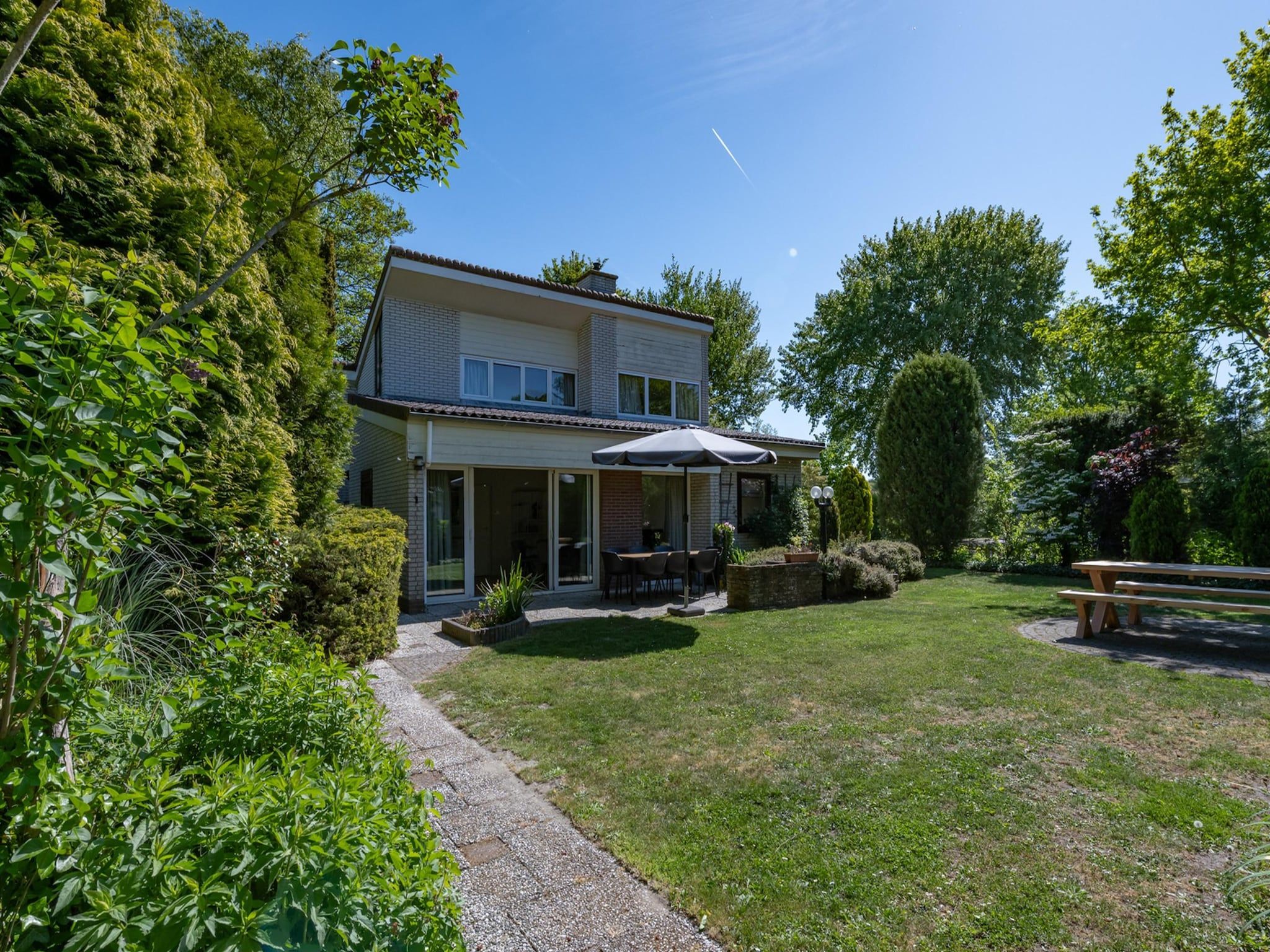 De buitenkant van Wilgenlaan 1 in Kamperland