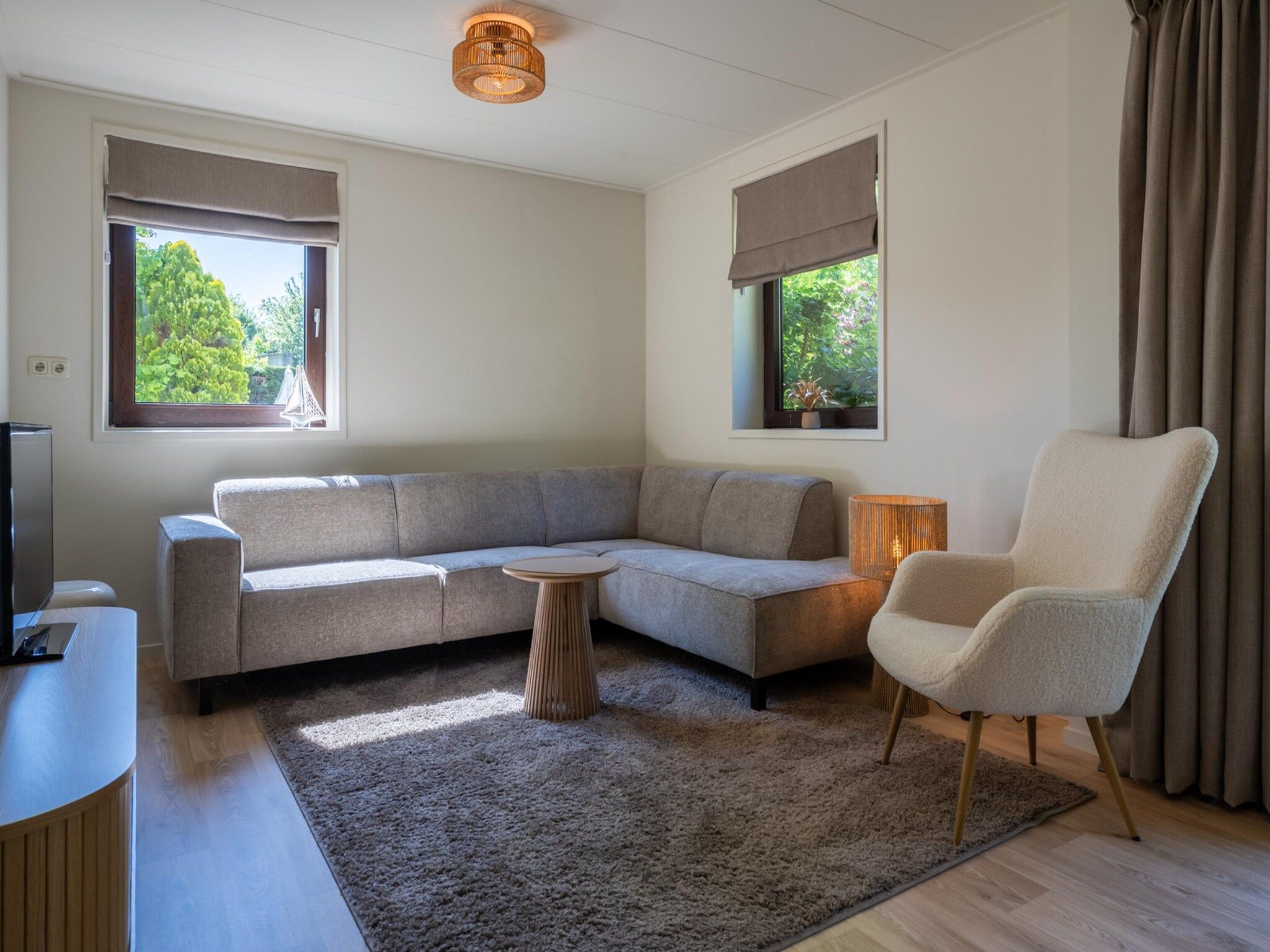 De woonkamer van Wilgenlaan 1 in Kamperland