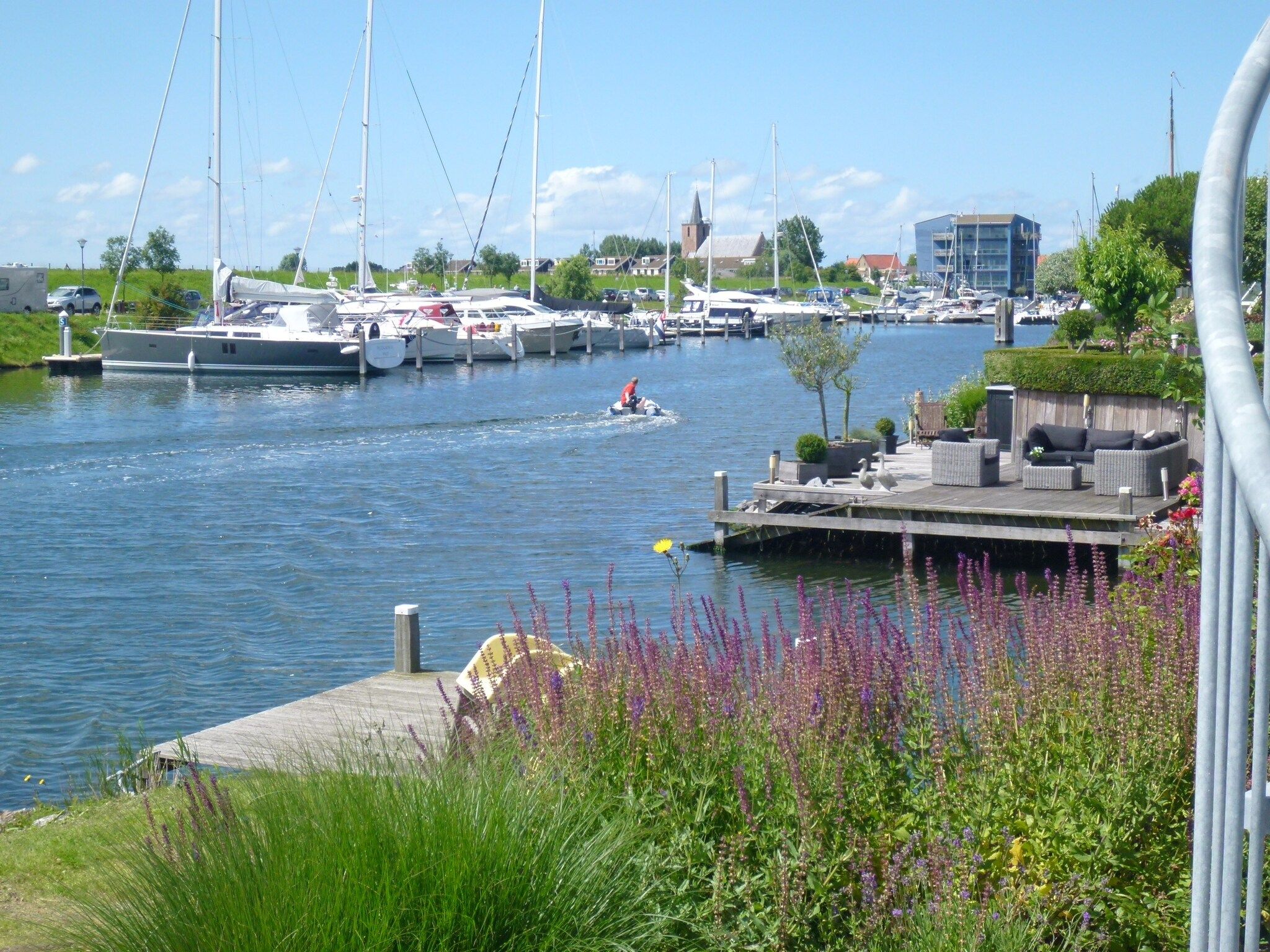 Het uitzicht vanaf Veerdam 42 in Kortgene