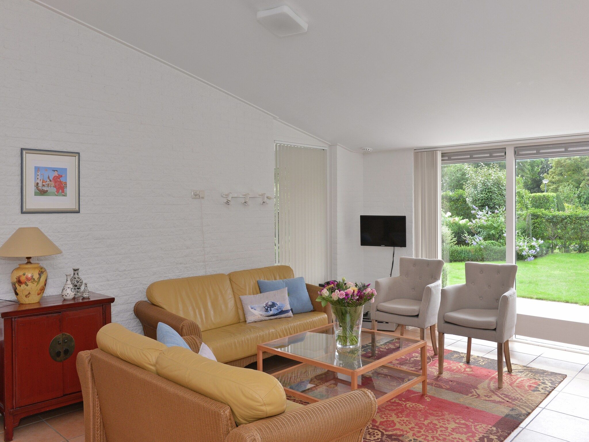 De woonkamer van Wilgenlaan 15 in Kamperland