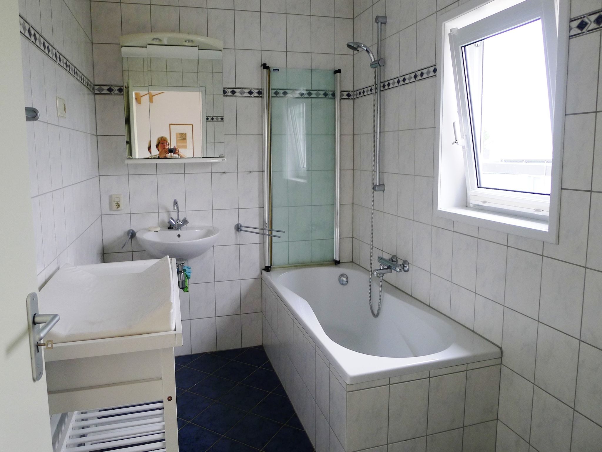 De badkamer van Cederlaan 8 in Kamperland