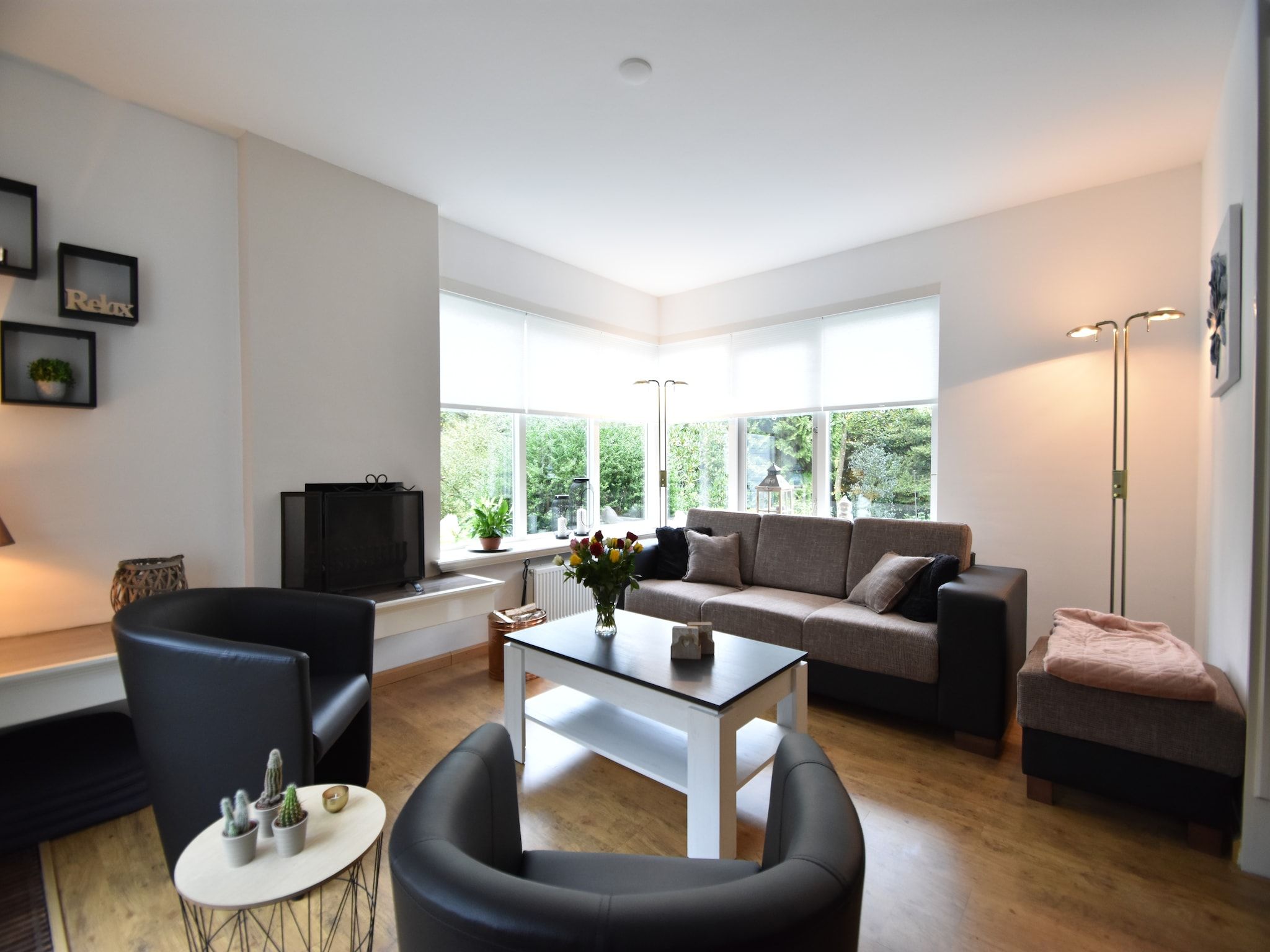 De woonkamer van 't Woudhuis in Holten