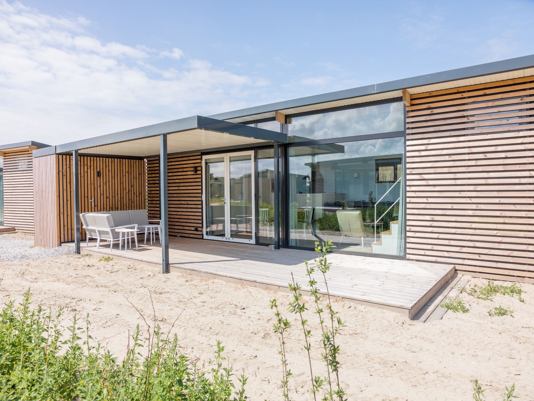 De buitenkant van Sea Lodges Ameland 5 in Hollum