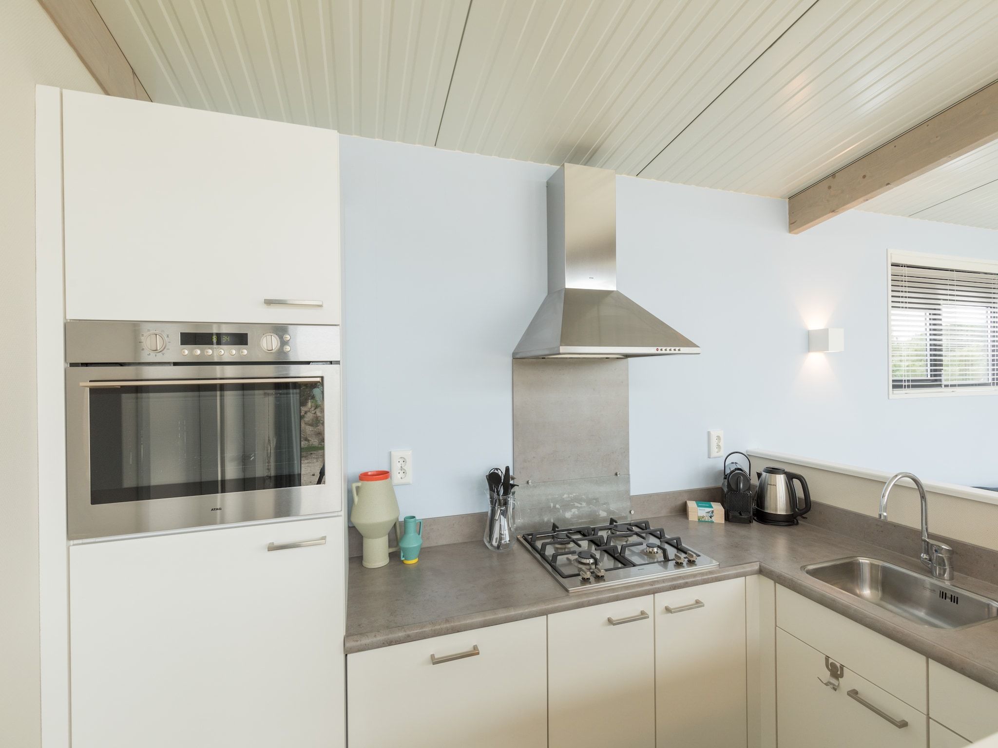 De keuken van Sea Lodges Ameland 5 in Hollum