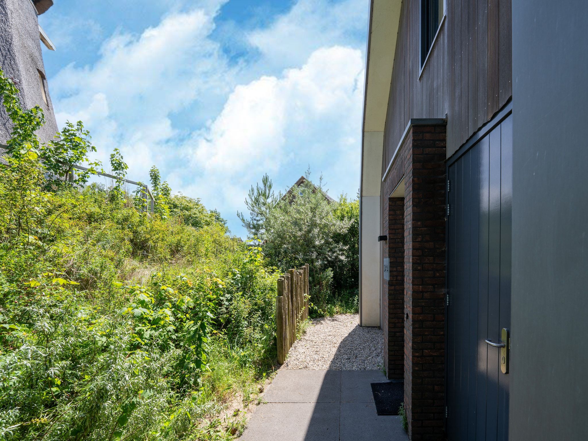 Onder de molen in Egmond aan den Hoef - Foto 30 van 31
