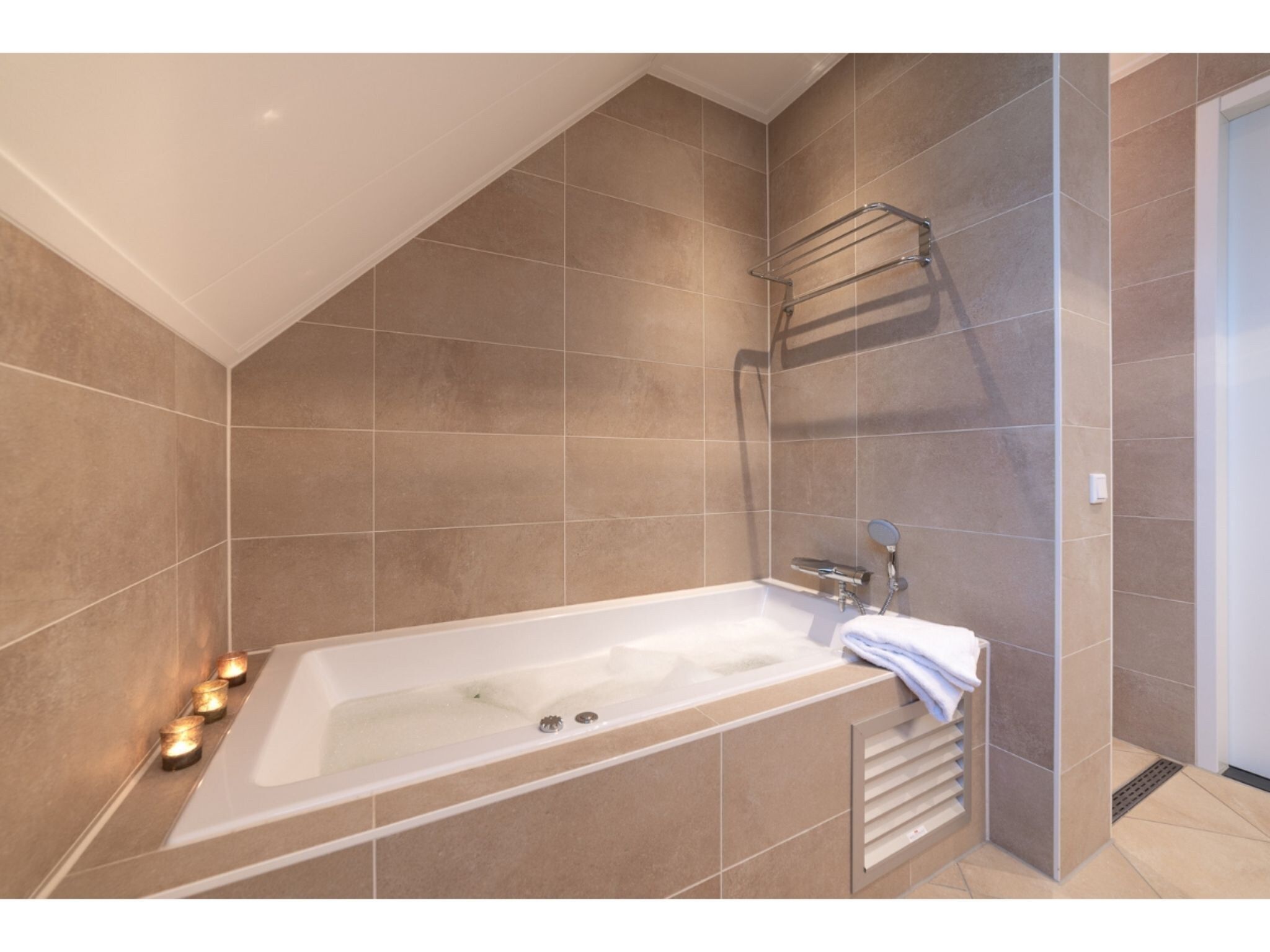 De badkamer van Zeeuwse Weelde - 2 in Colijnsplaat