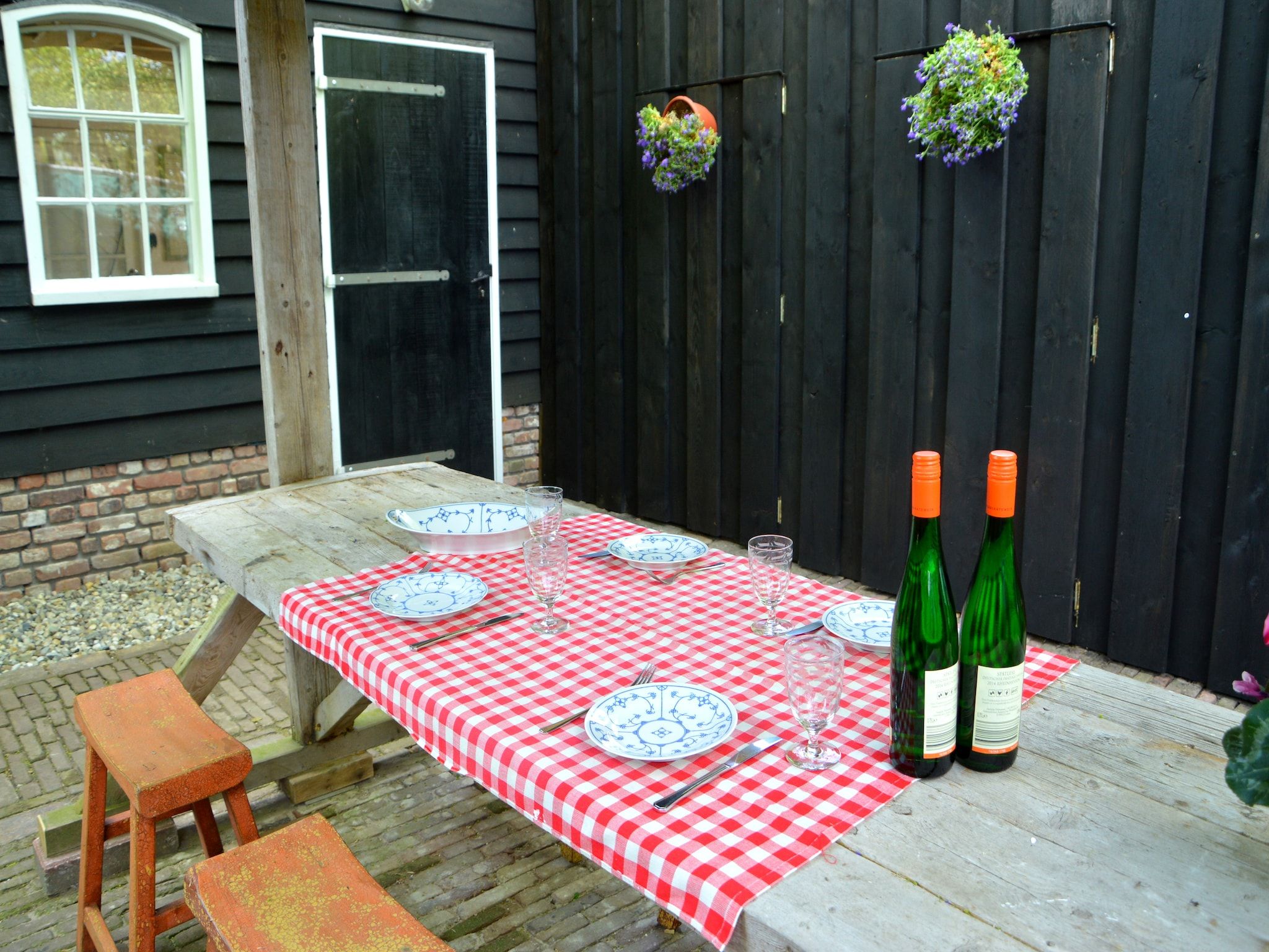 Het terras van Guesthouse The Old Cottage in Volkel