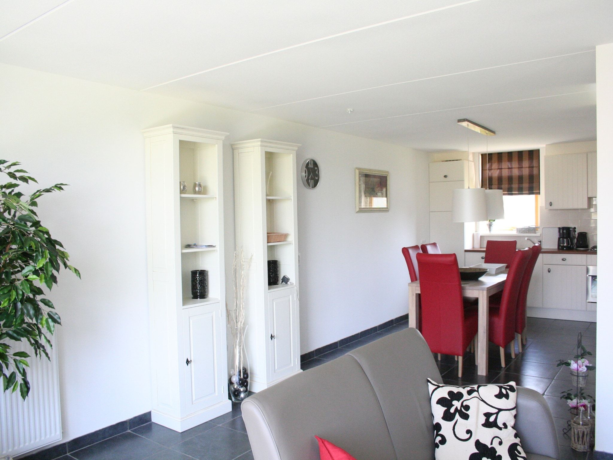 De eetkamer van Oosterdijk 6 in Medemblik