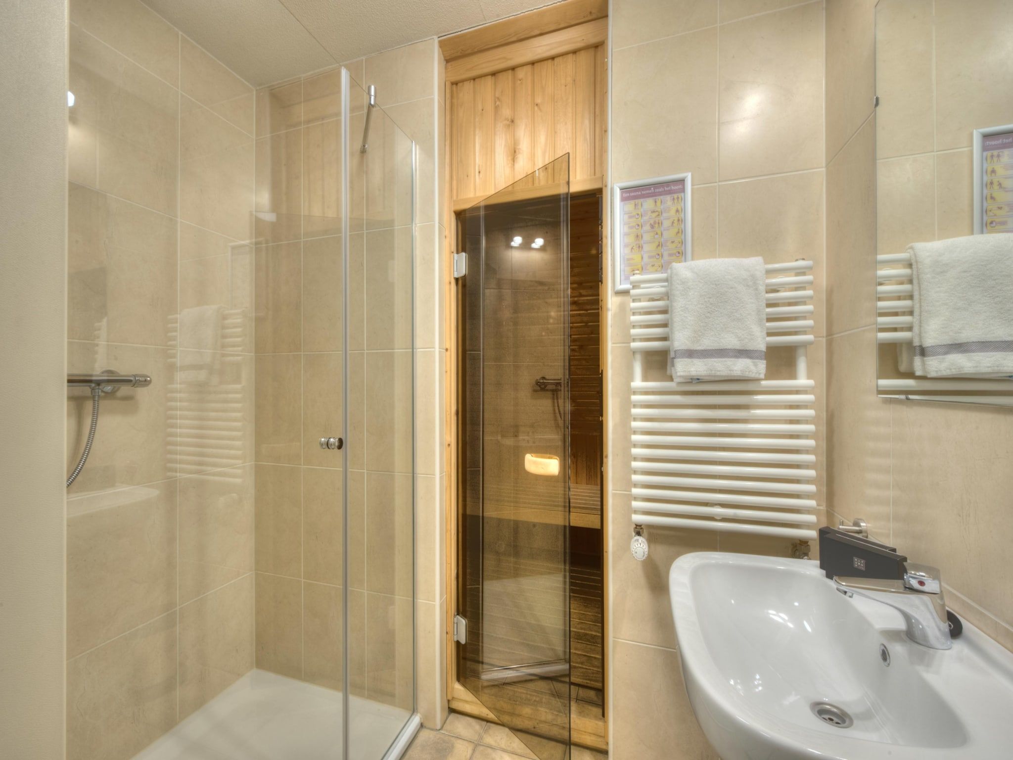 Wellness bij Vakantiepark Weerterbergen 5 in Weert