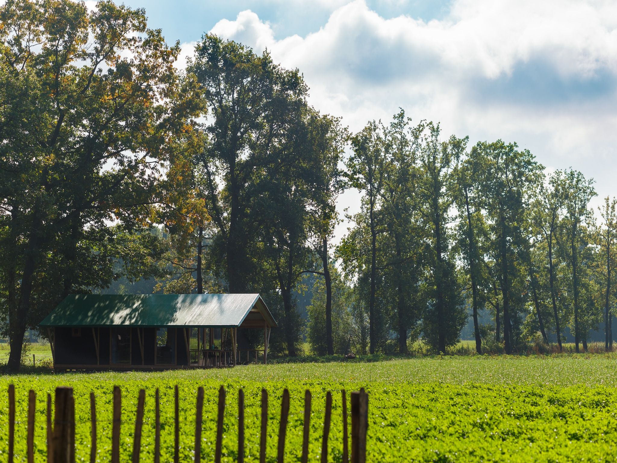 De buitenkant van Landrijk de Reesprong 2 in Buurse
