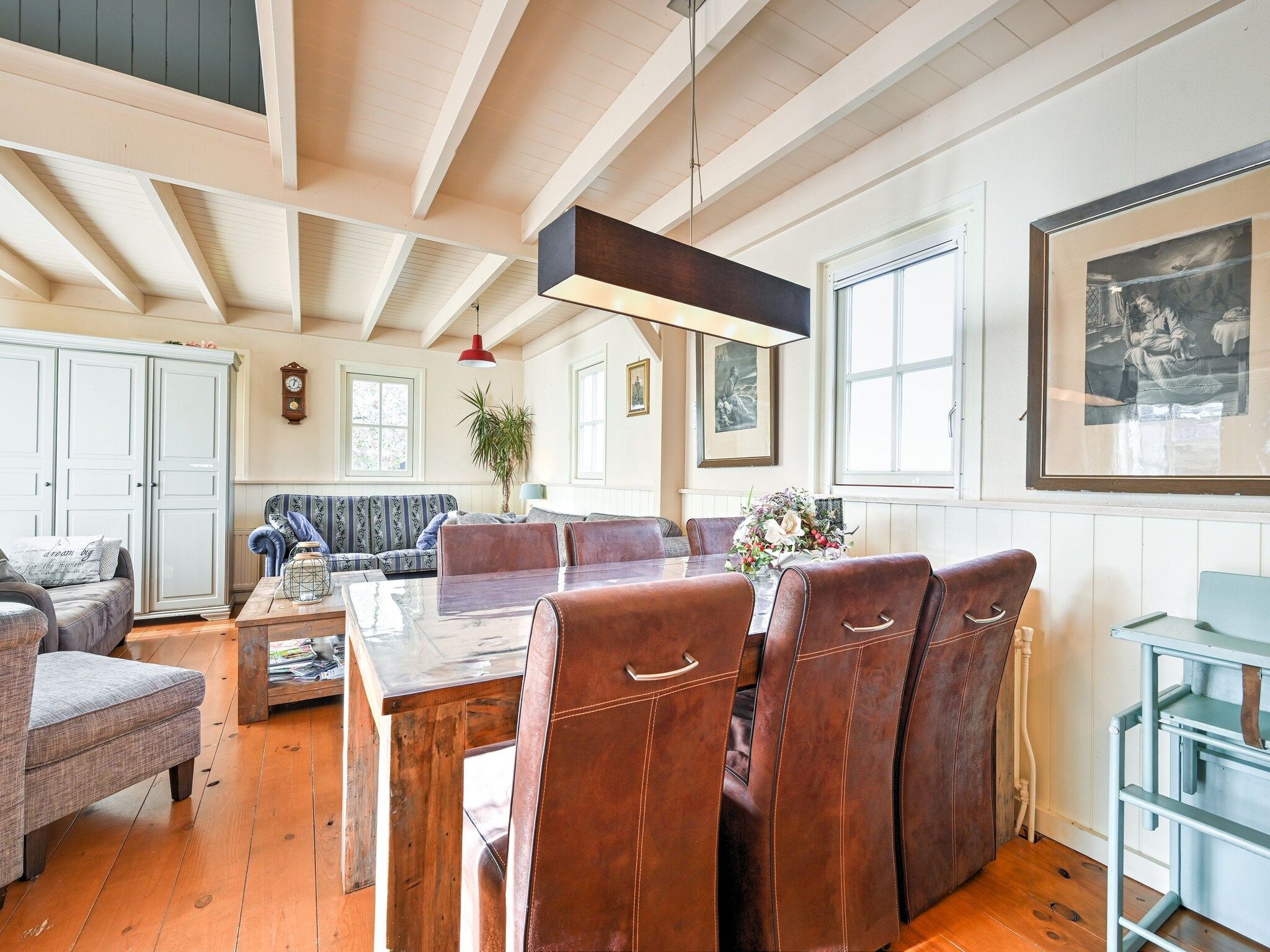 De eetkamer van Landelijk Utrecht in Overberg