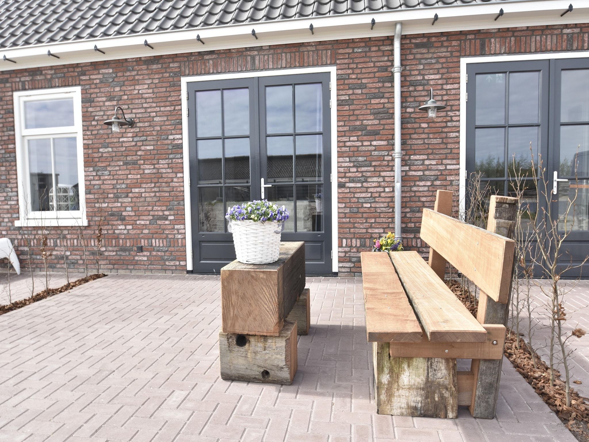 De buitenkant van Hazenborgh - Studio Vloed in Callantsoog