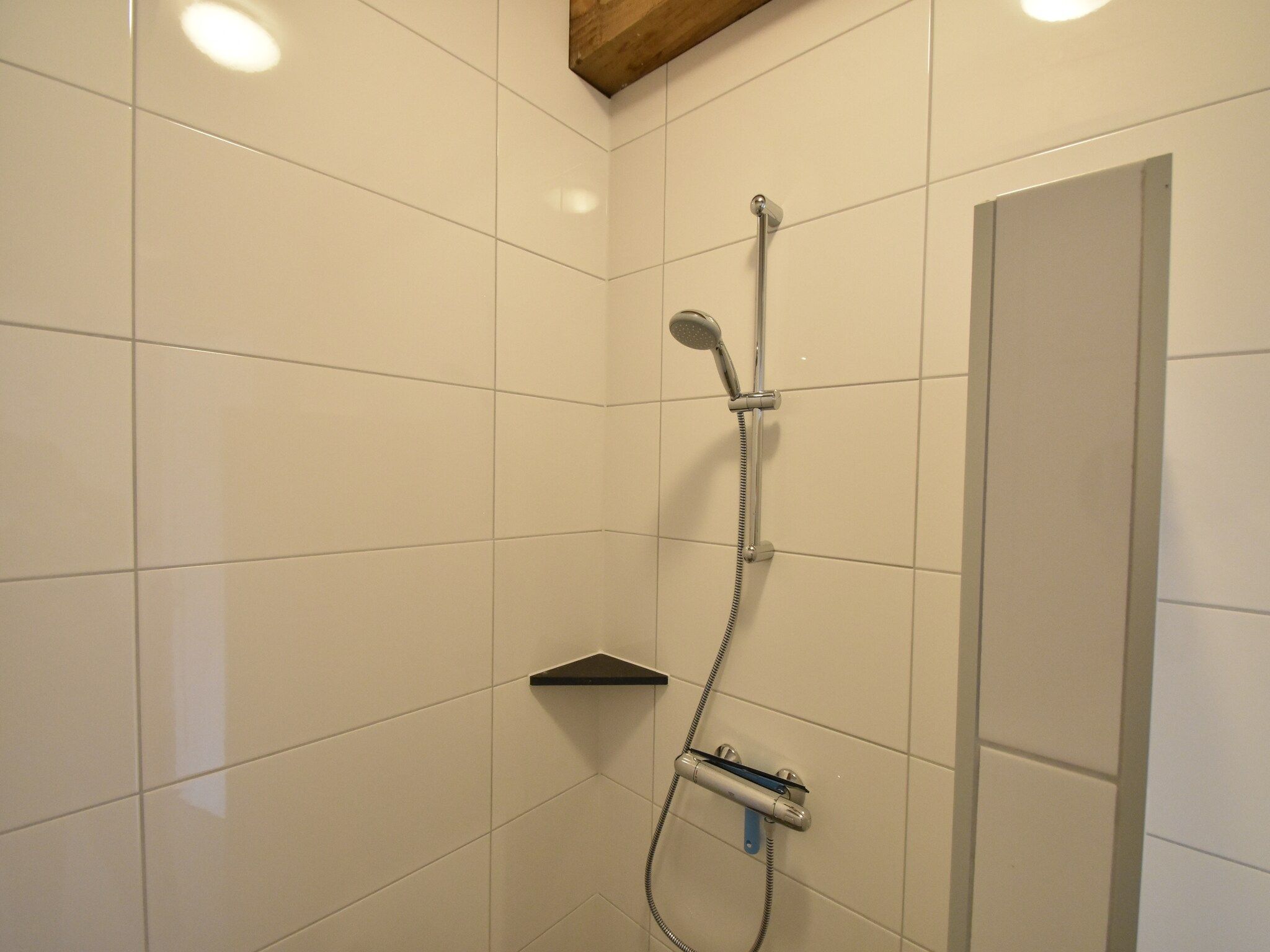 De badkamer van Hazenborgh - Strandhuys in Callantsoog