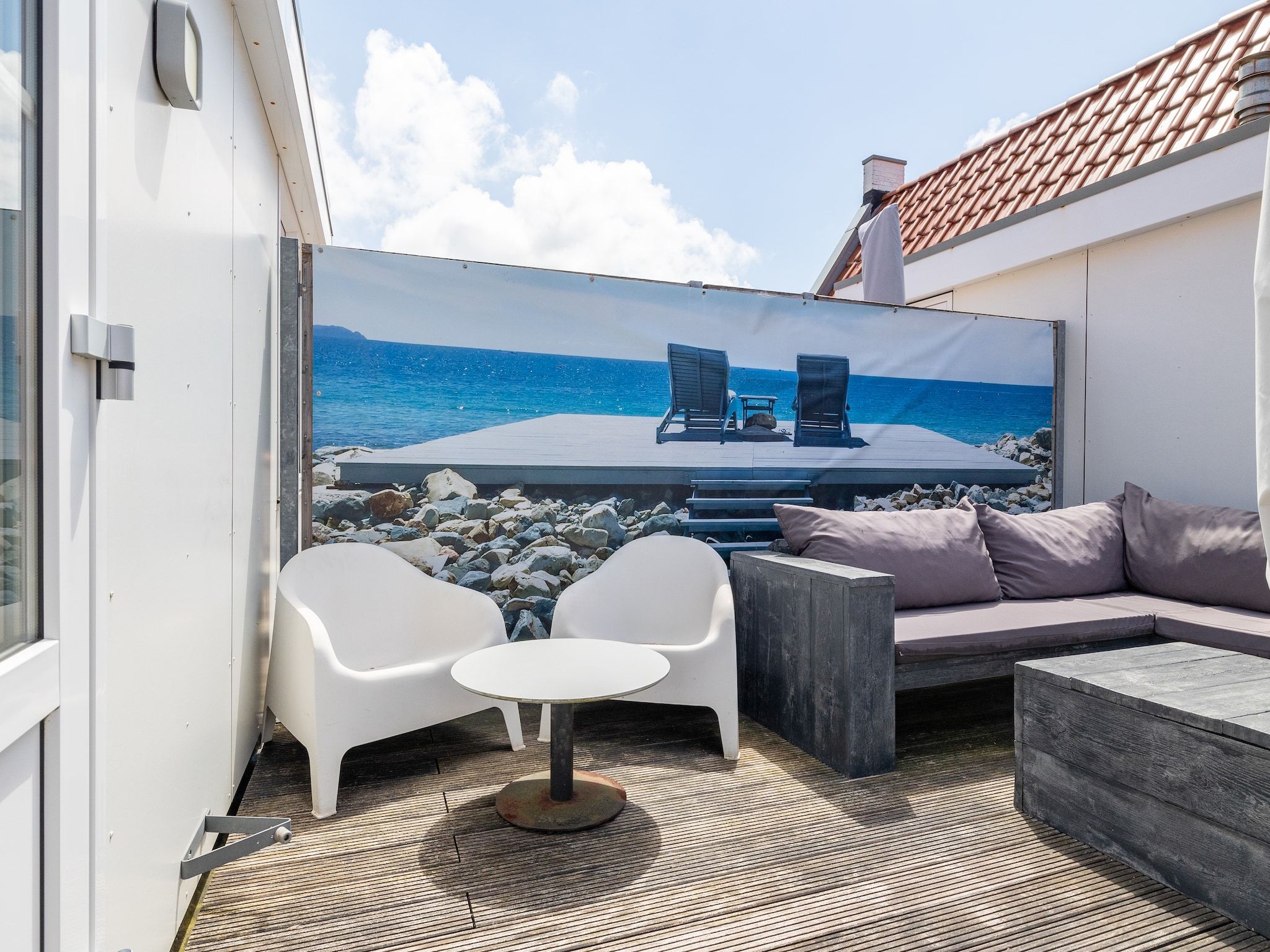 Het terras van appartement Kaapduinseweg 13 Dishoek 13D luxe 6p sauna in Koudekerke