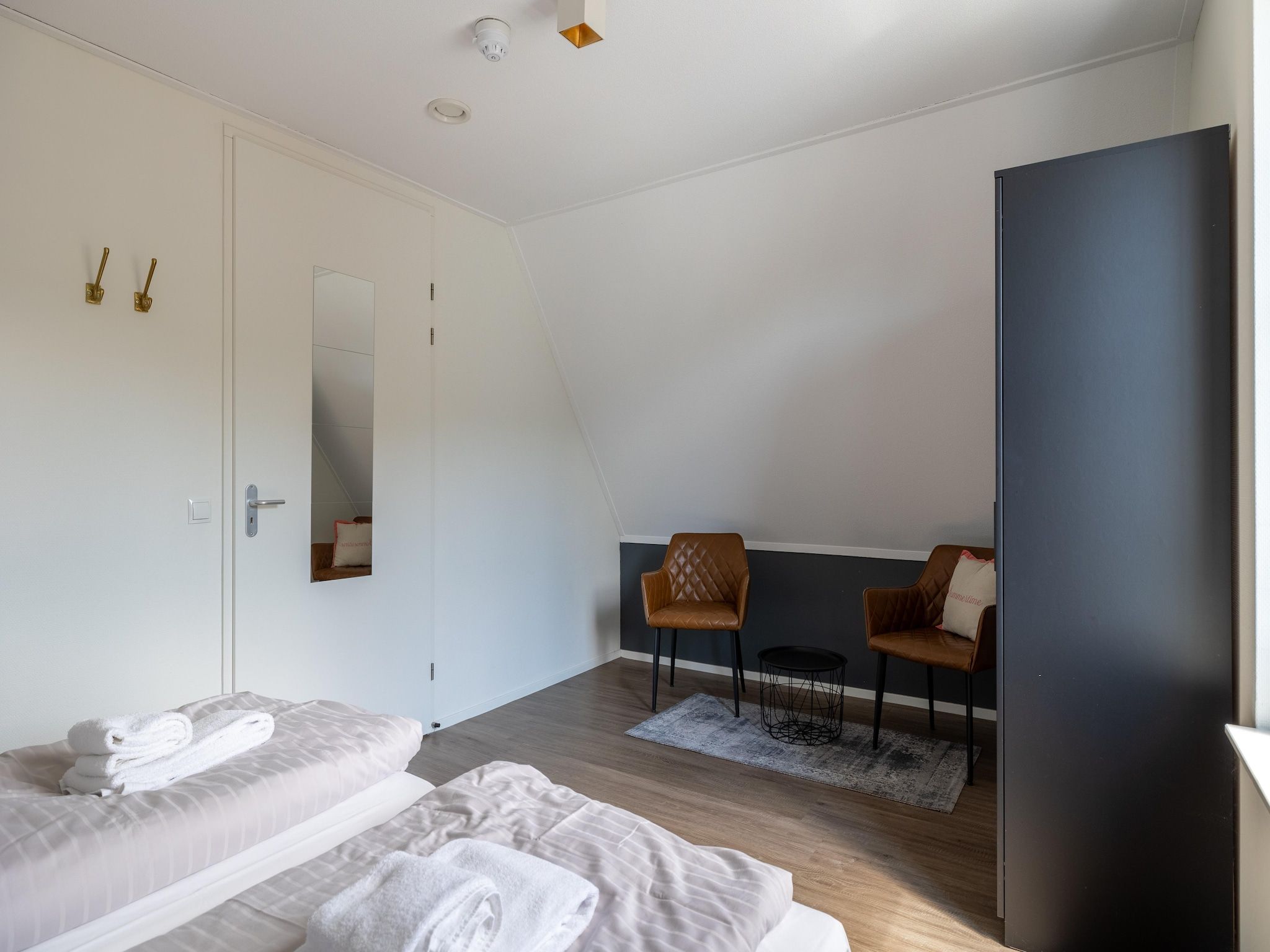 Een slaapkamer van appartement Kaapduinseweg 13 Dishoek 13D luxe 6p sauna in Koudekerke