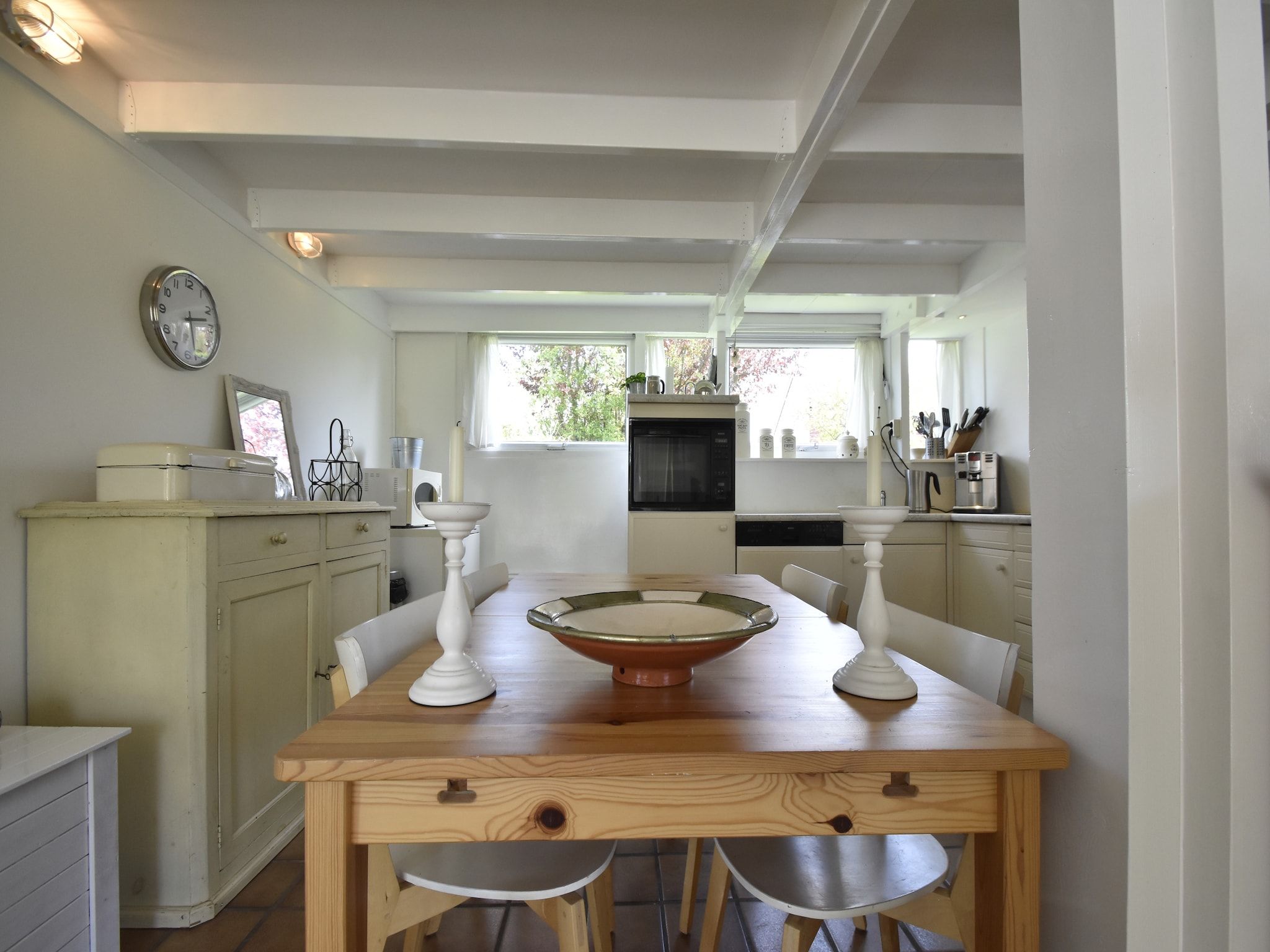 De eetkamer van De Reker Zon in Warmenhuizen