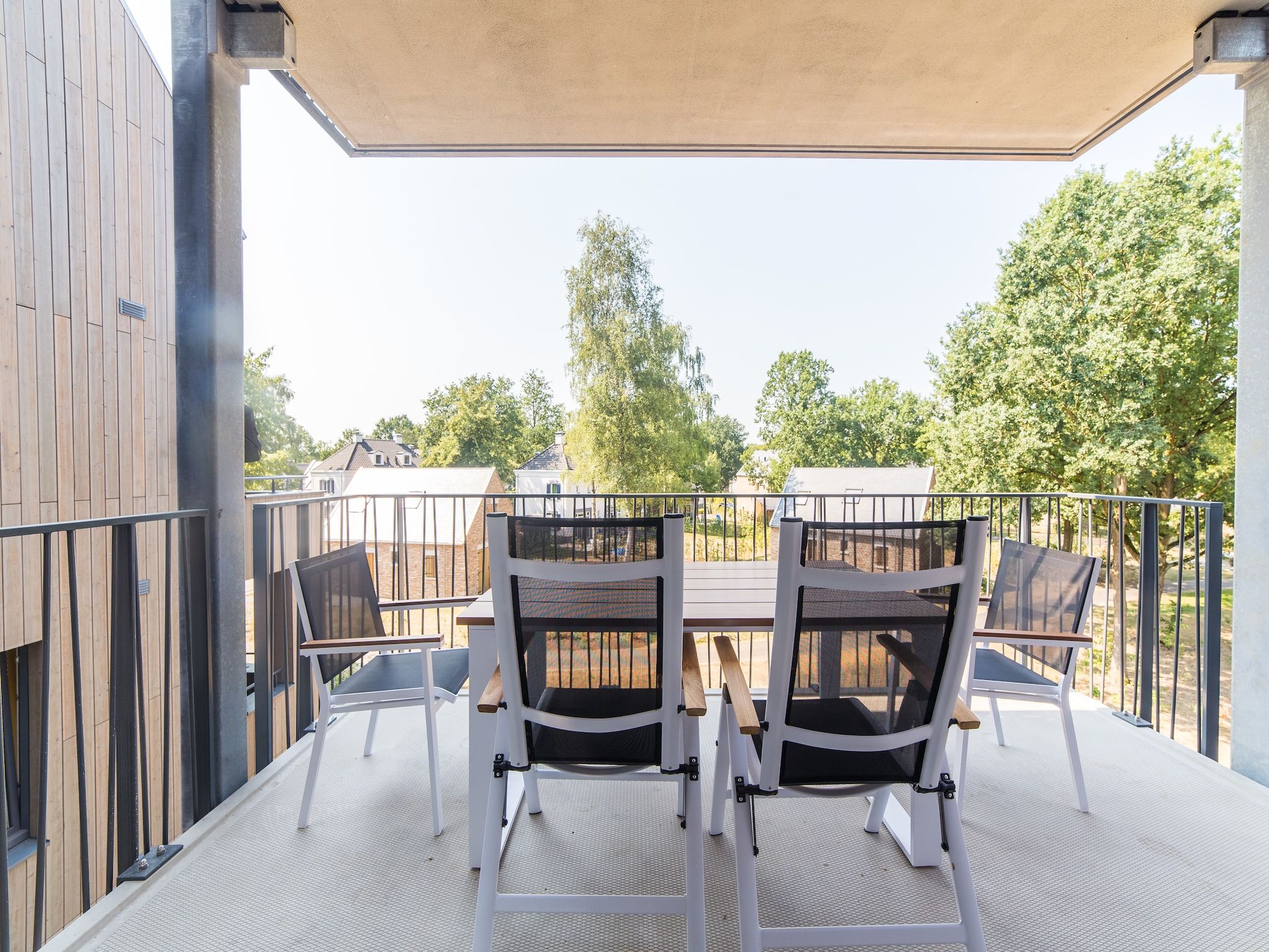 Het terras van Resort Maastricht 9 in Maastricht