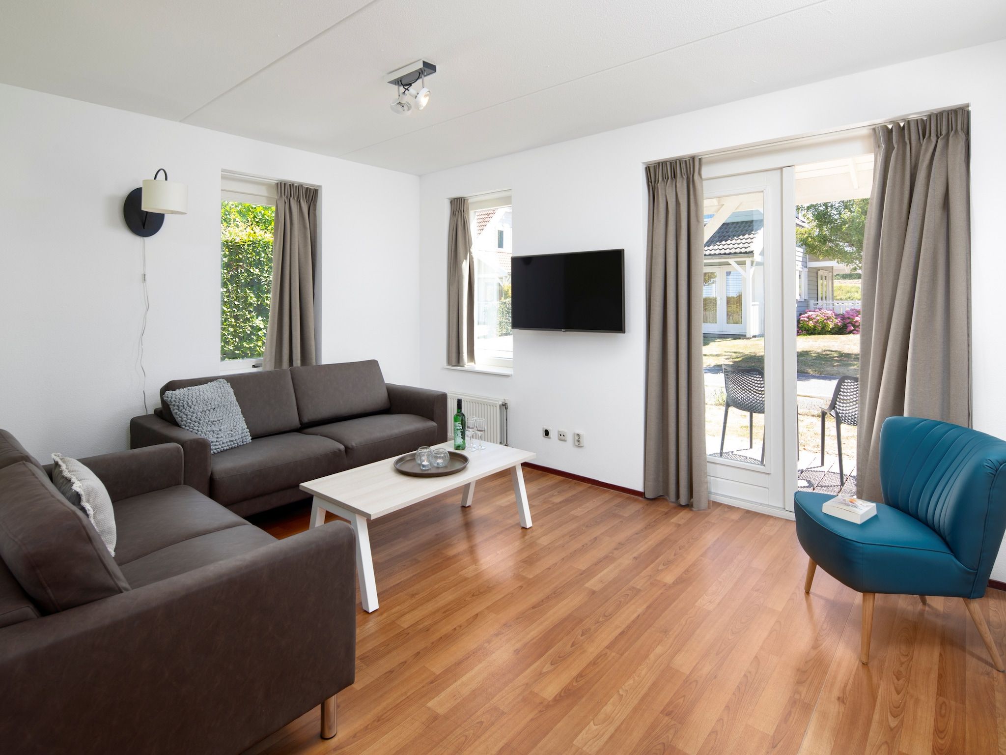 De woonkamer van Aquadelta 27 in Bruinisse