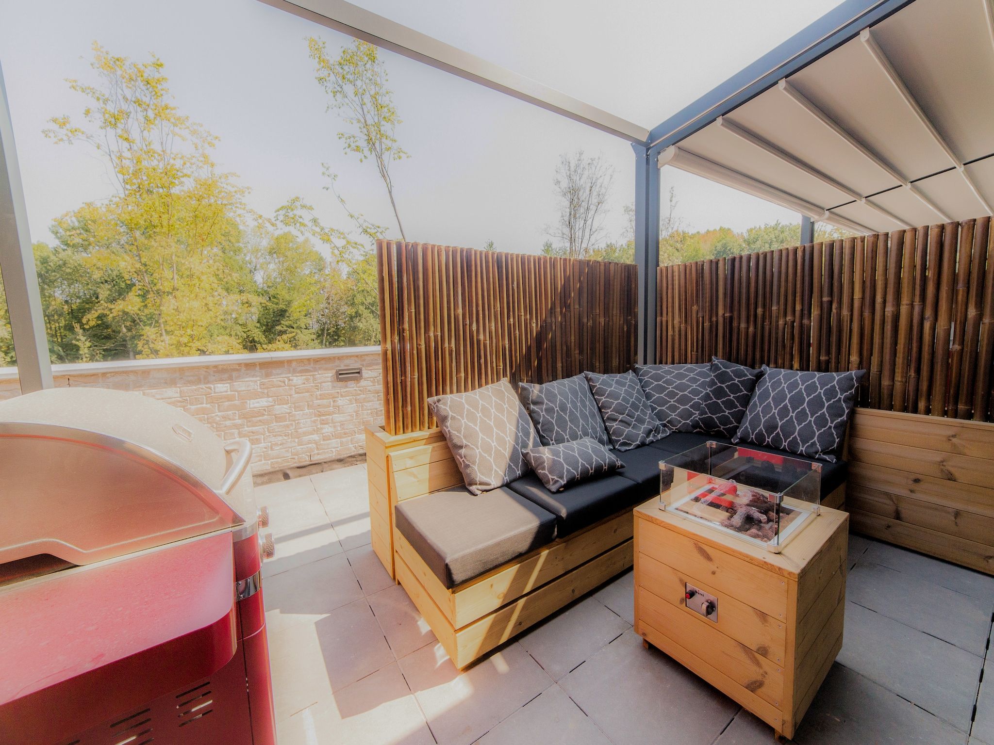 Het terras van Resort Maastricht 10 in Maastricht