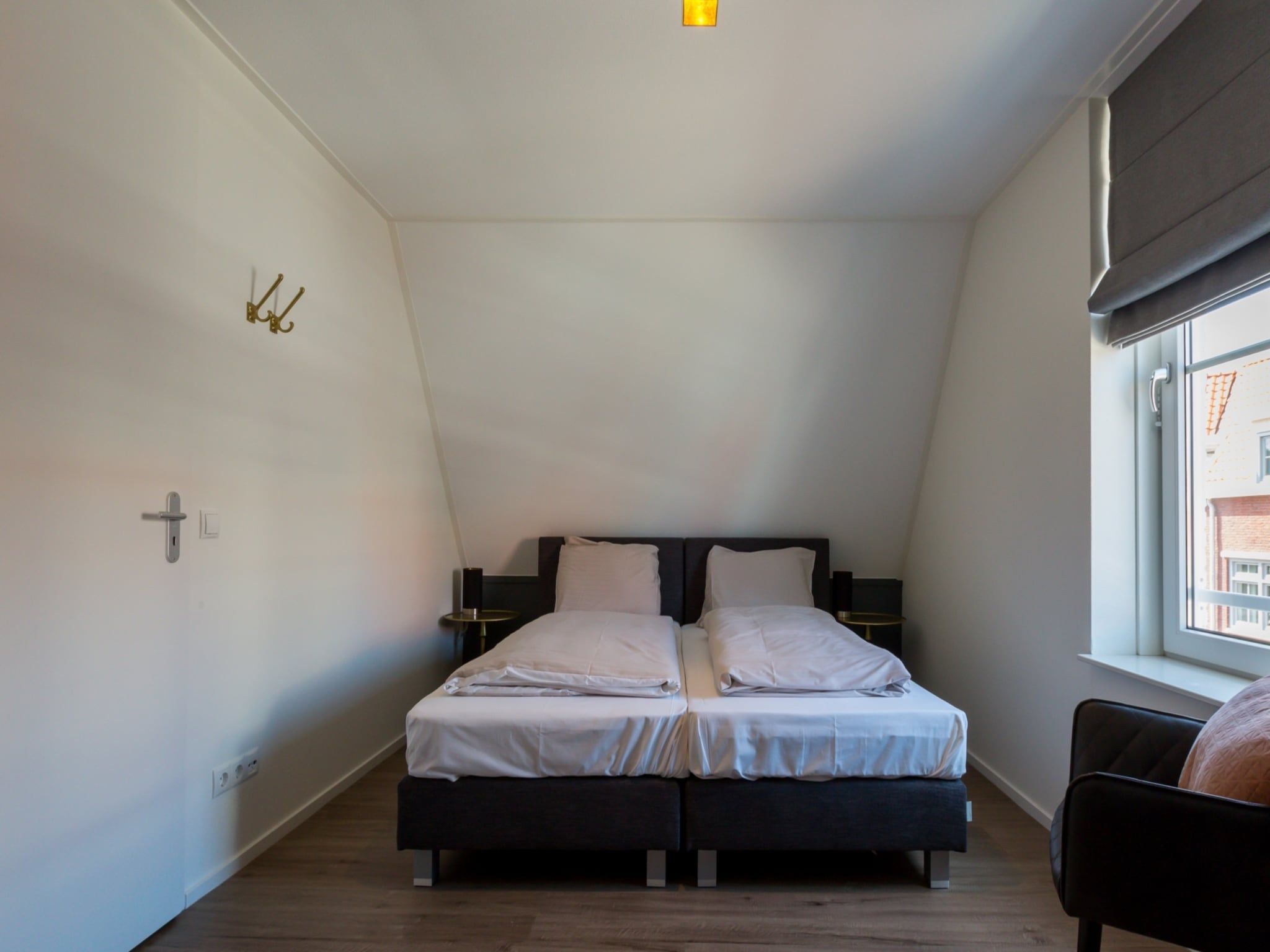 Een slaapkamer van Appartement Duinhof Dishoek 13F - 6 personen sauna in Koudekerke