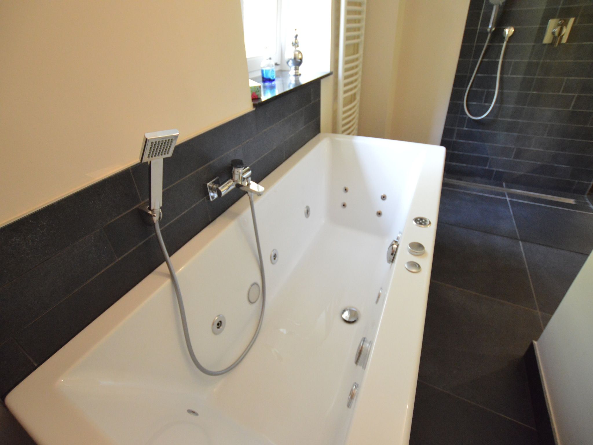 De badkamer van Hoeve A Gen Water- Donderblumke in Slenaken